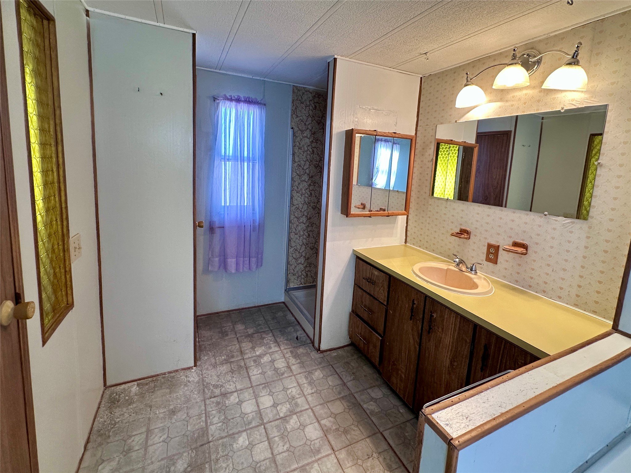 529 S Caravan Street Property Photo 20