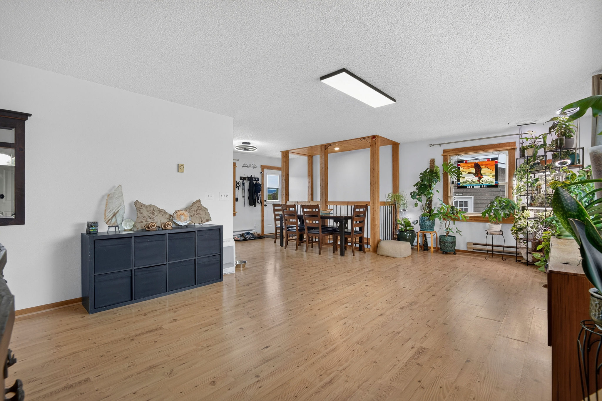 424 Cactus Road Property Photo 4