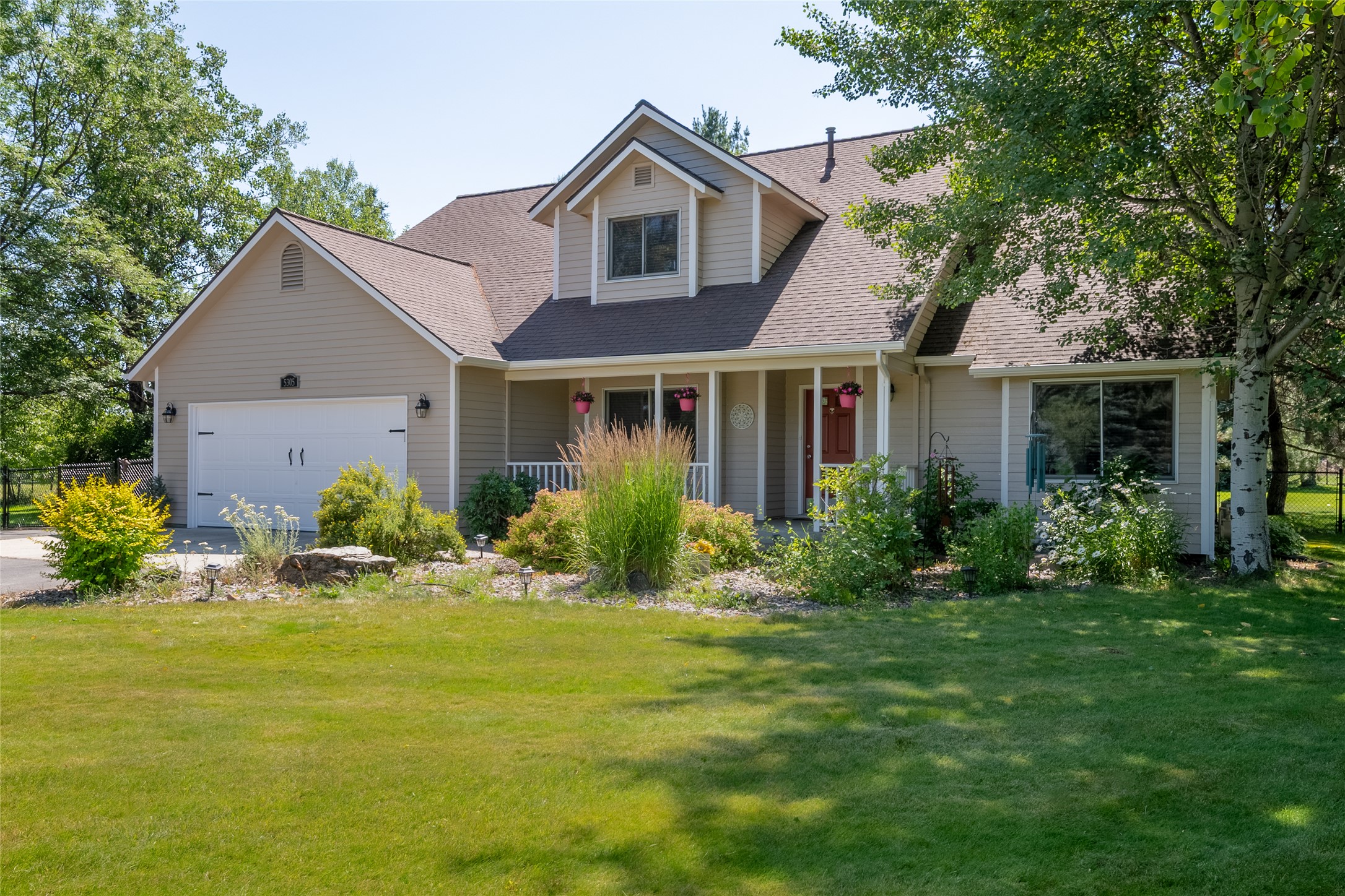 5305 Whitecloud Drive Property Photo 15