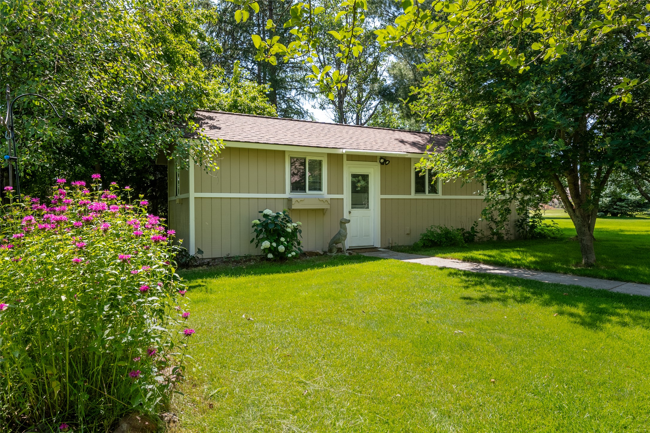 5305 Whitecloud Drive Property Photo 22