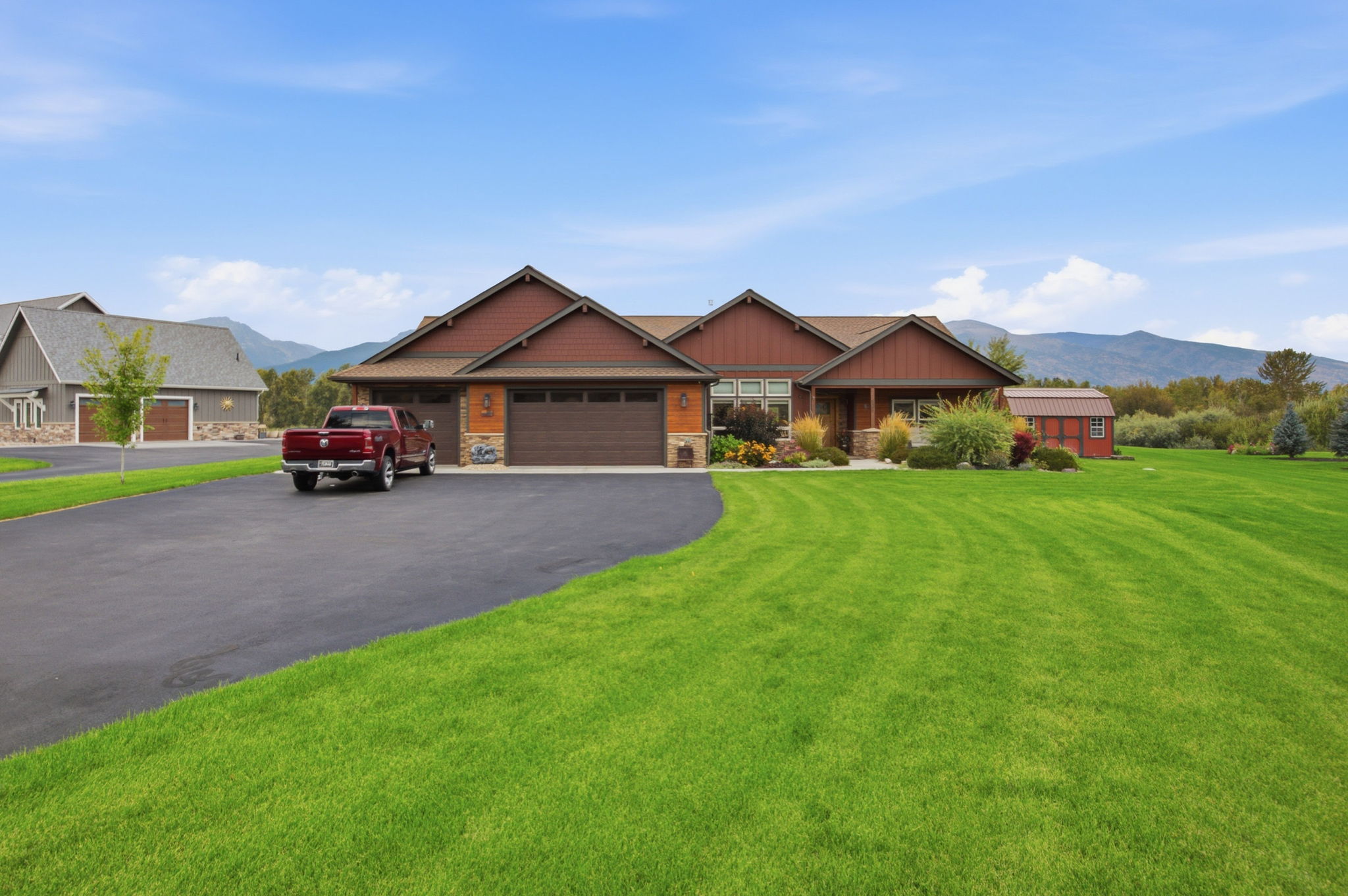 5460 Flyhigh Court Property Photo 5