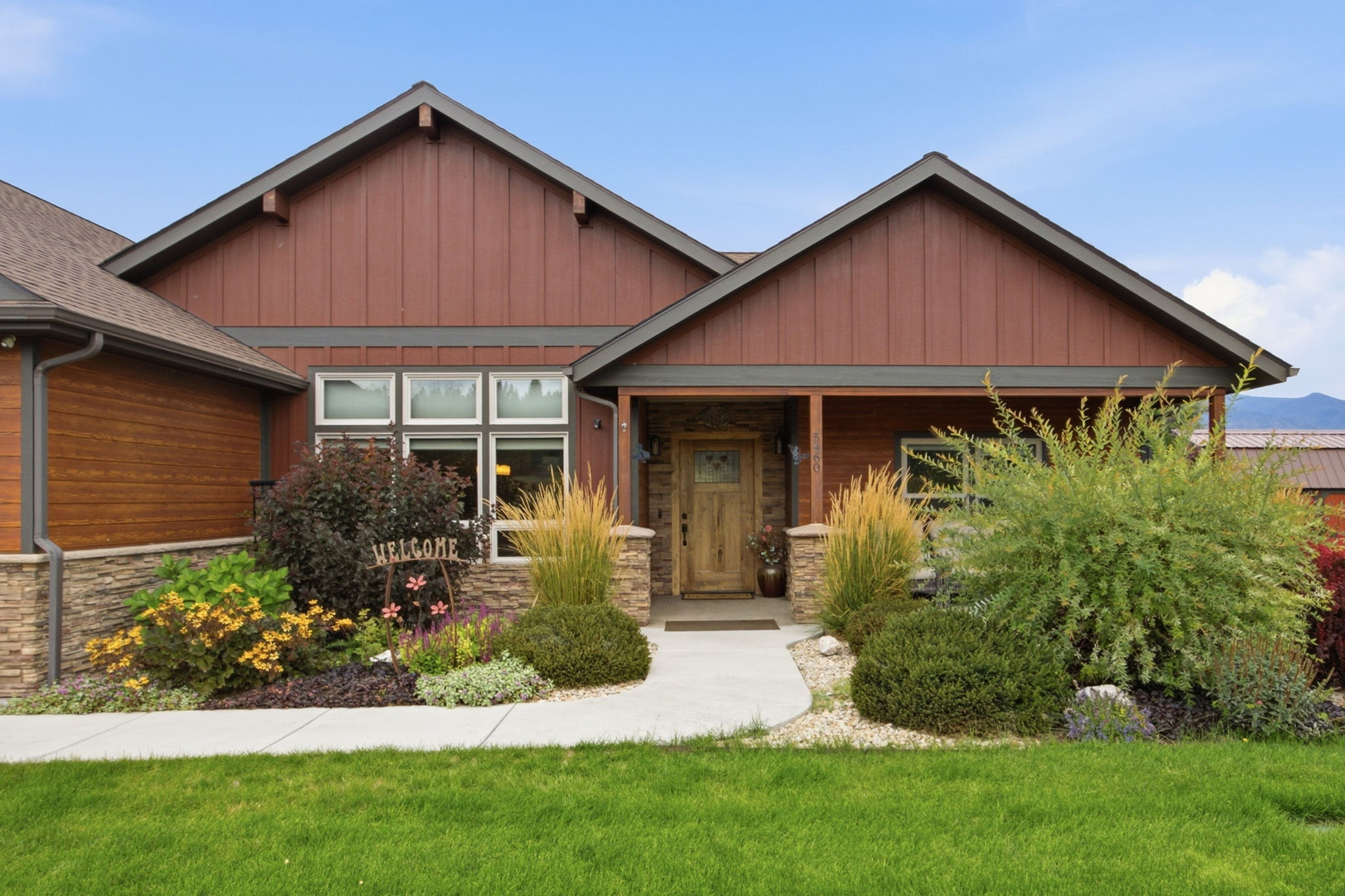 5460 Flyhigh Court Property Photo 8