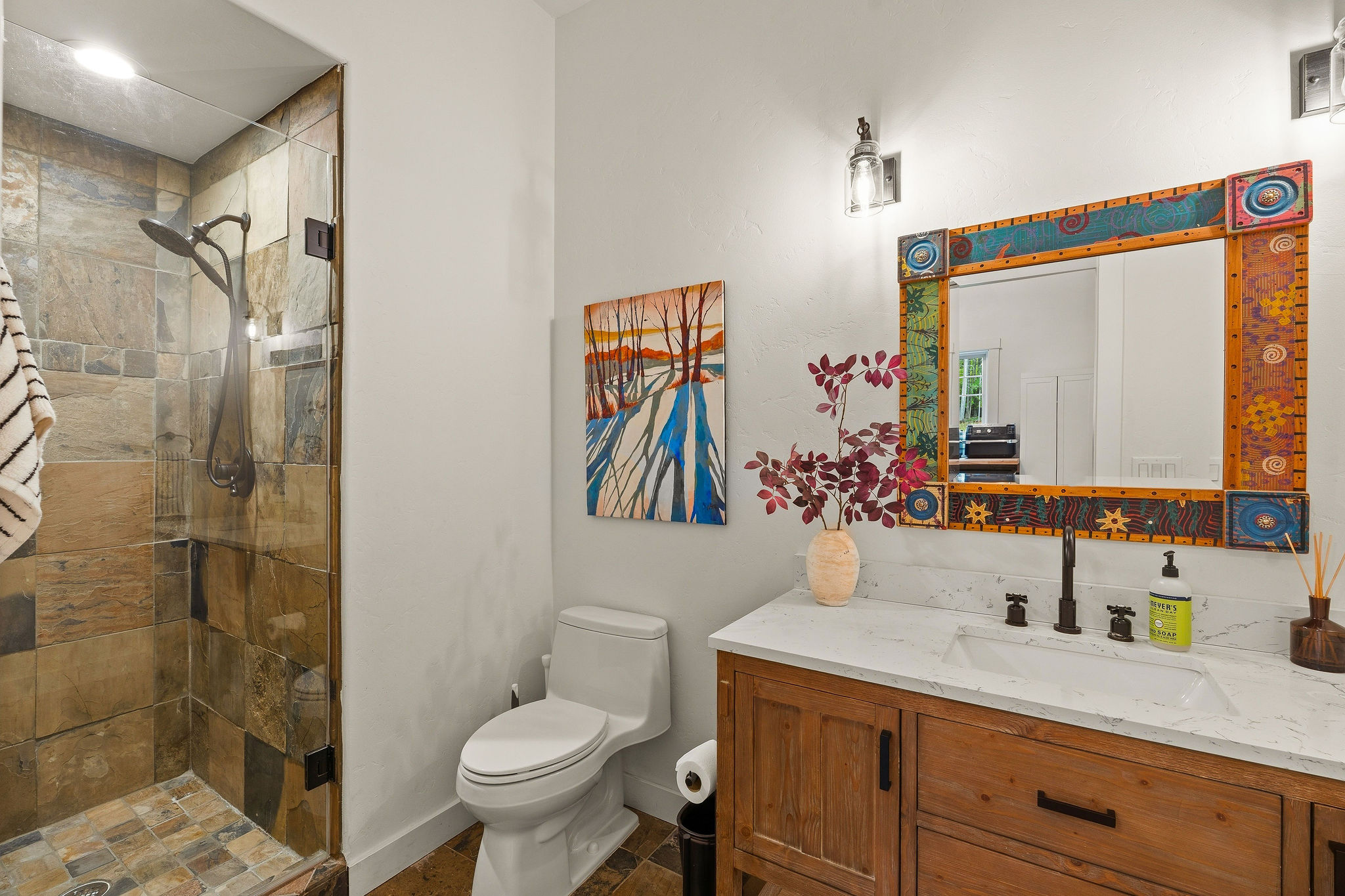 687 N Valley Drive Property Photo 47