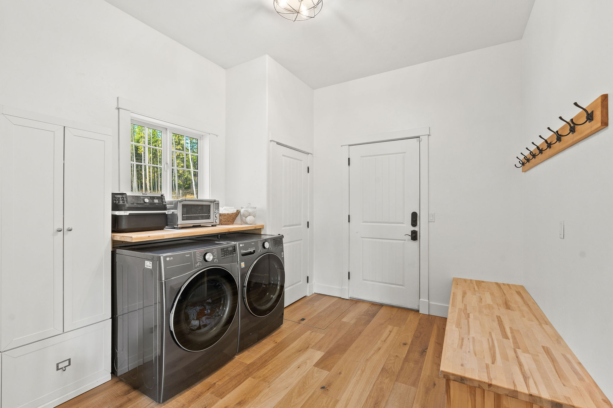 687 N Valley Drive Property Photo 47
