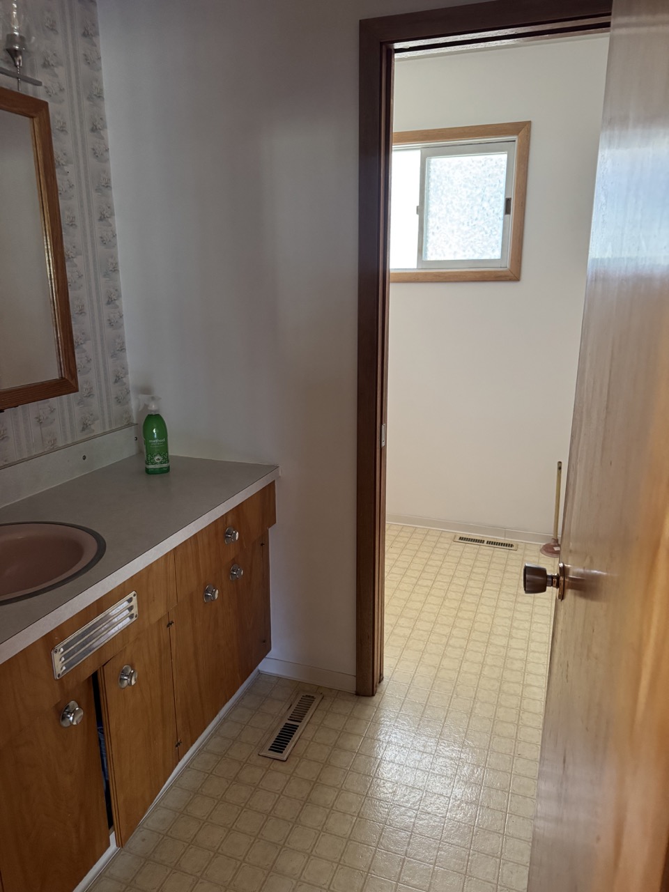520 Maple Street Property Photo 6