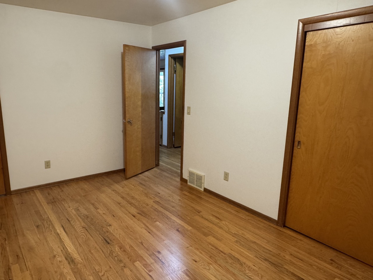 520 Maple Street Property Photo 11