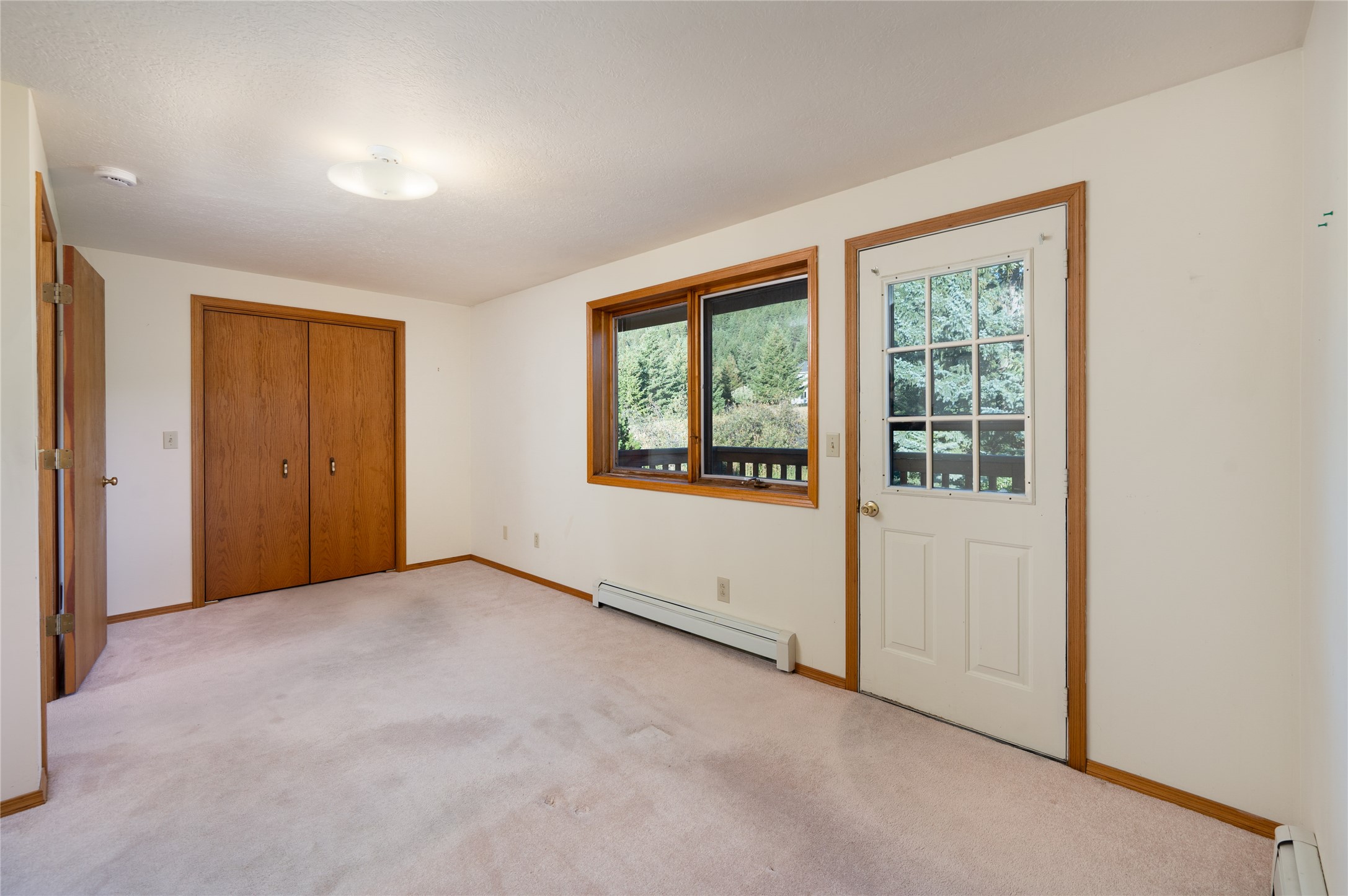 8855 Sypes Canyon Road Property Photo 6