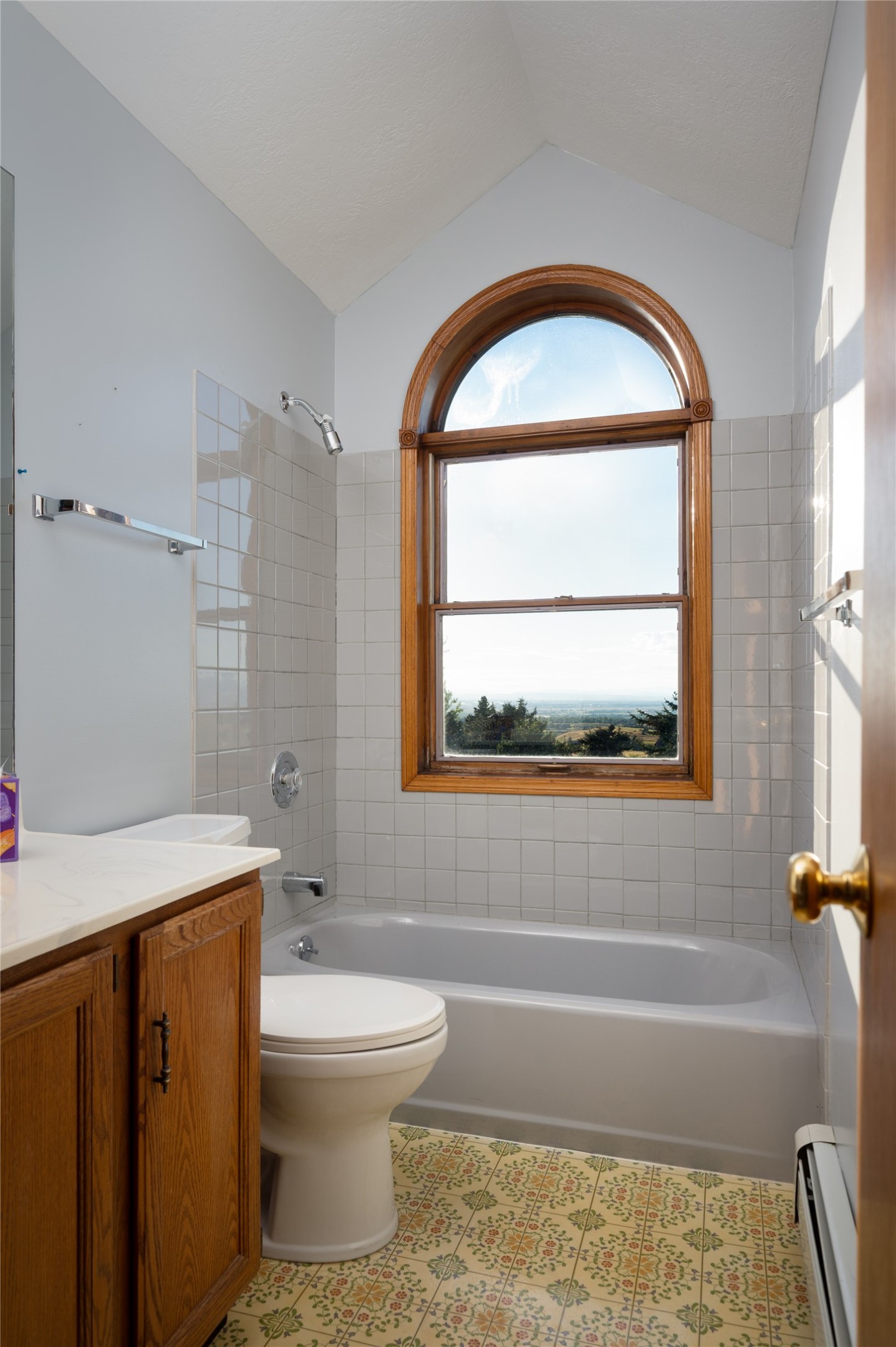 8855 Sypes Canyon Road Property Photo 8