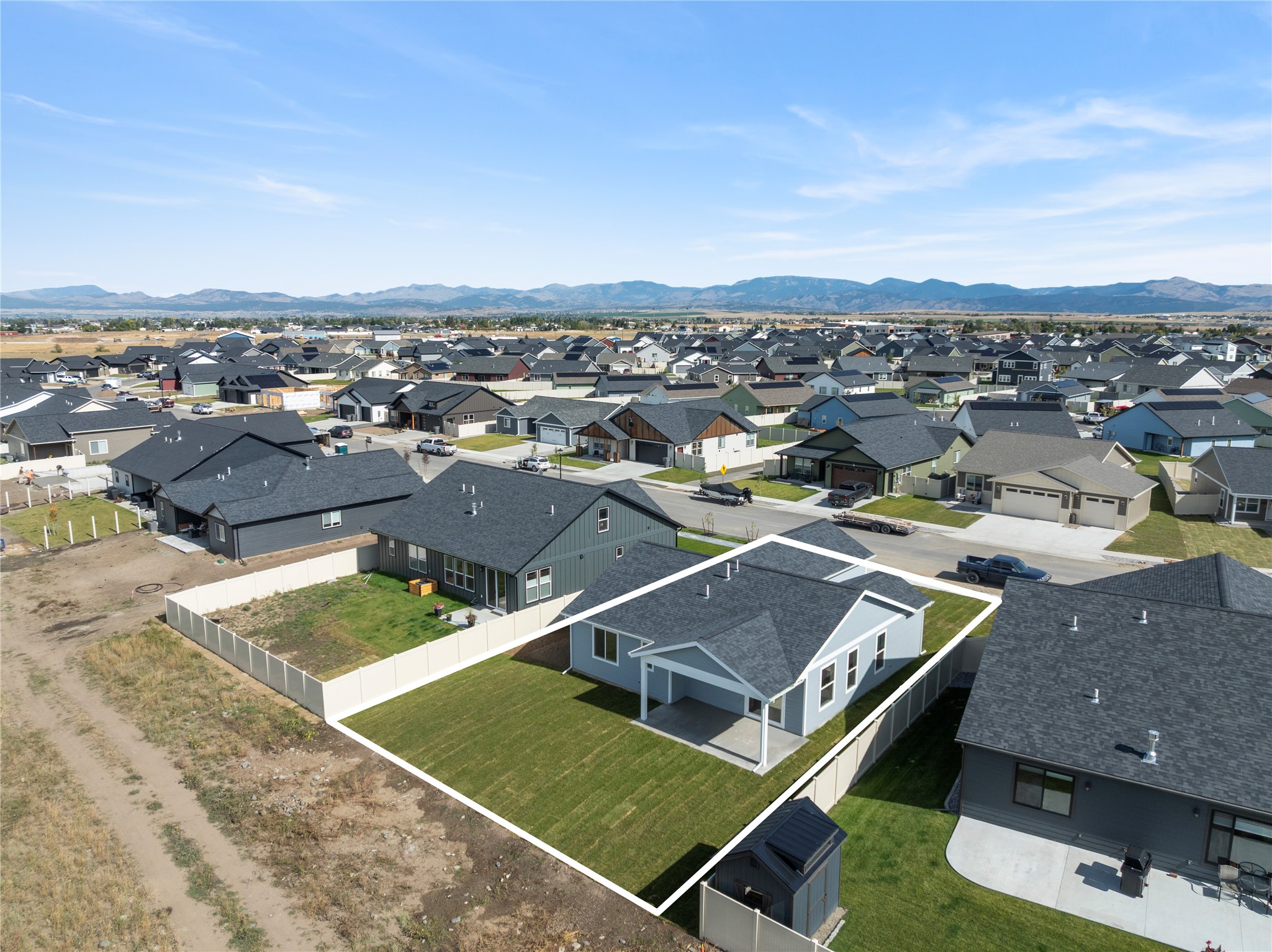 230 Stirling Loop Property Photo 3