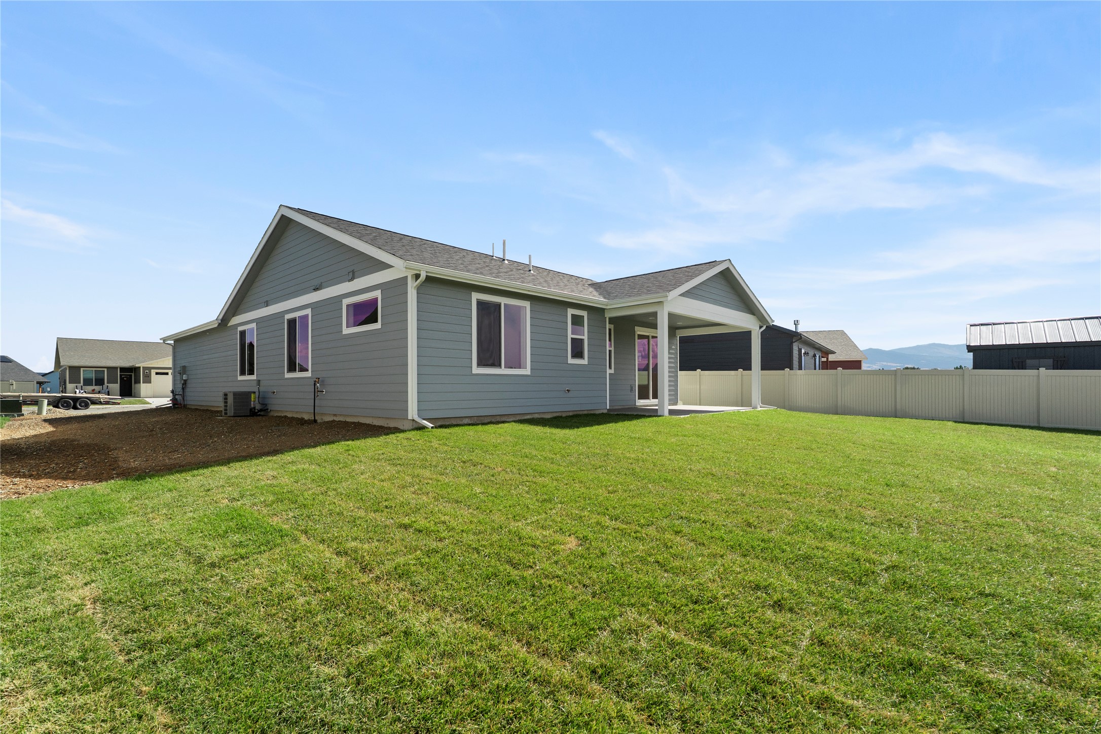 230 Stirling Loop Property Photo 23