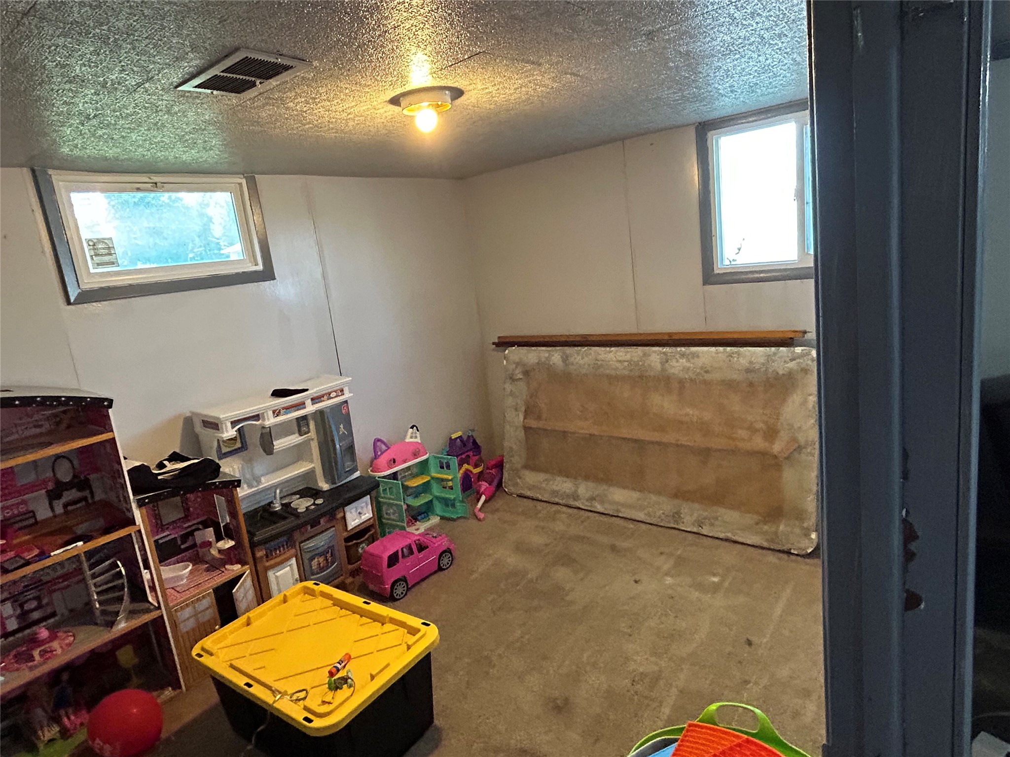 701 13th Avenue E Property Photo 15