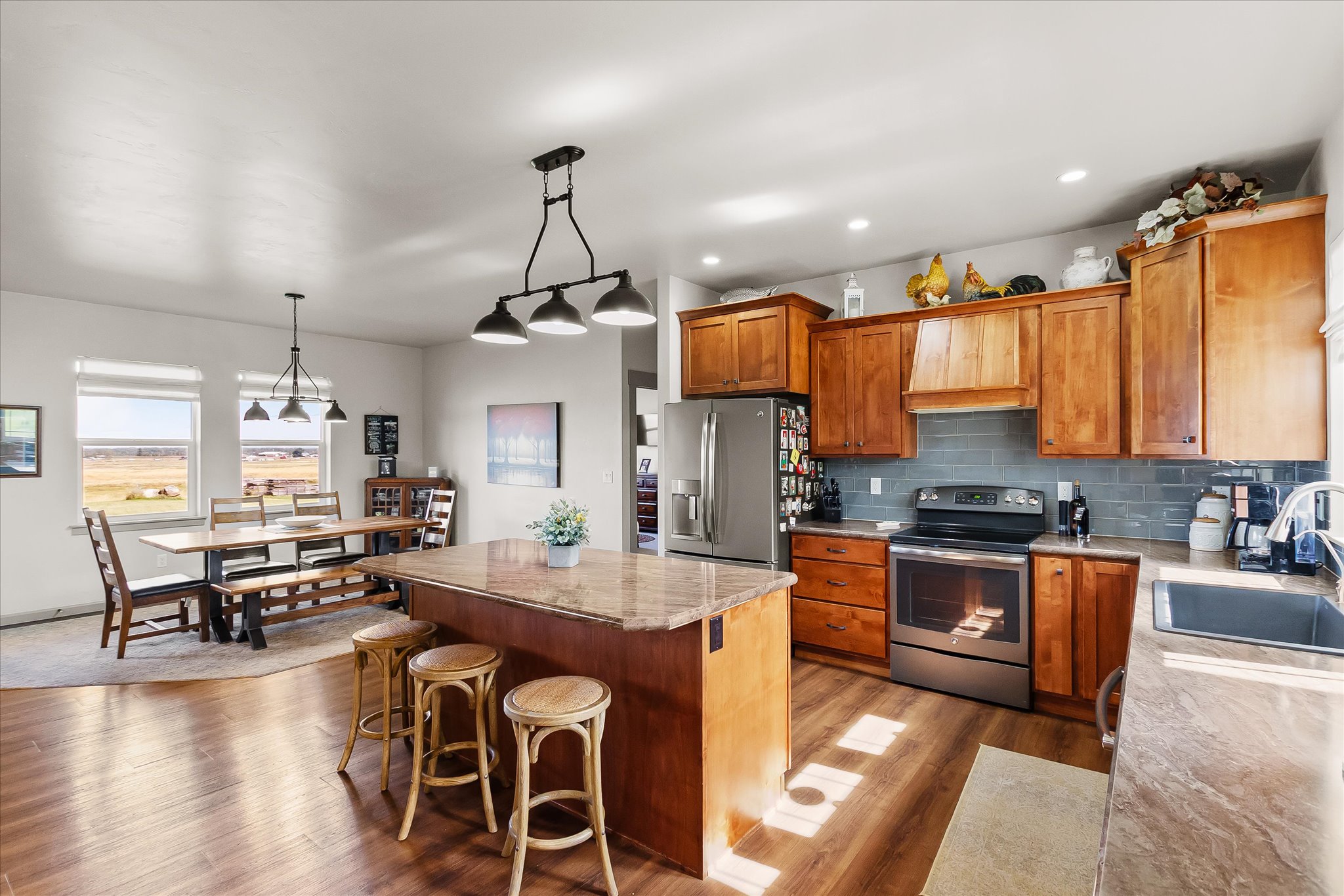 1210 Pond Road Property Photo 4