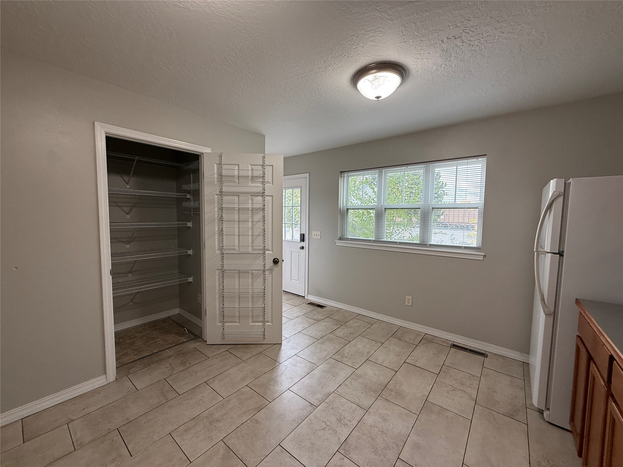 1440 Stoddard Street B Property Photo 7