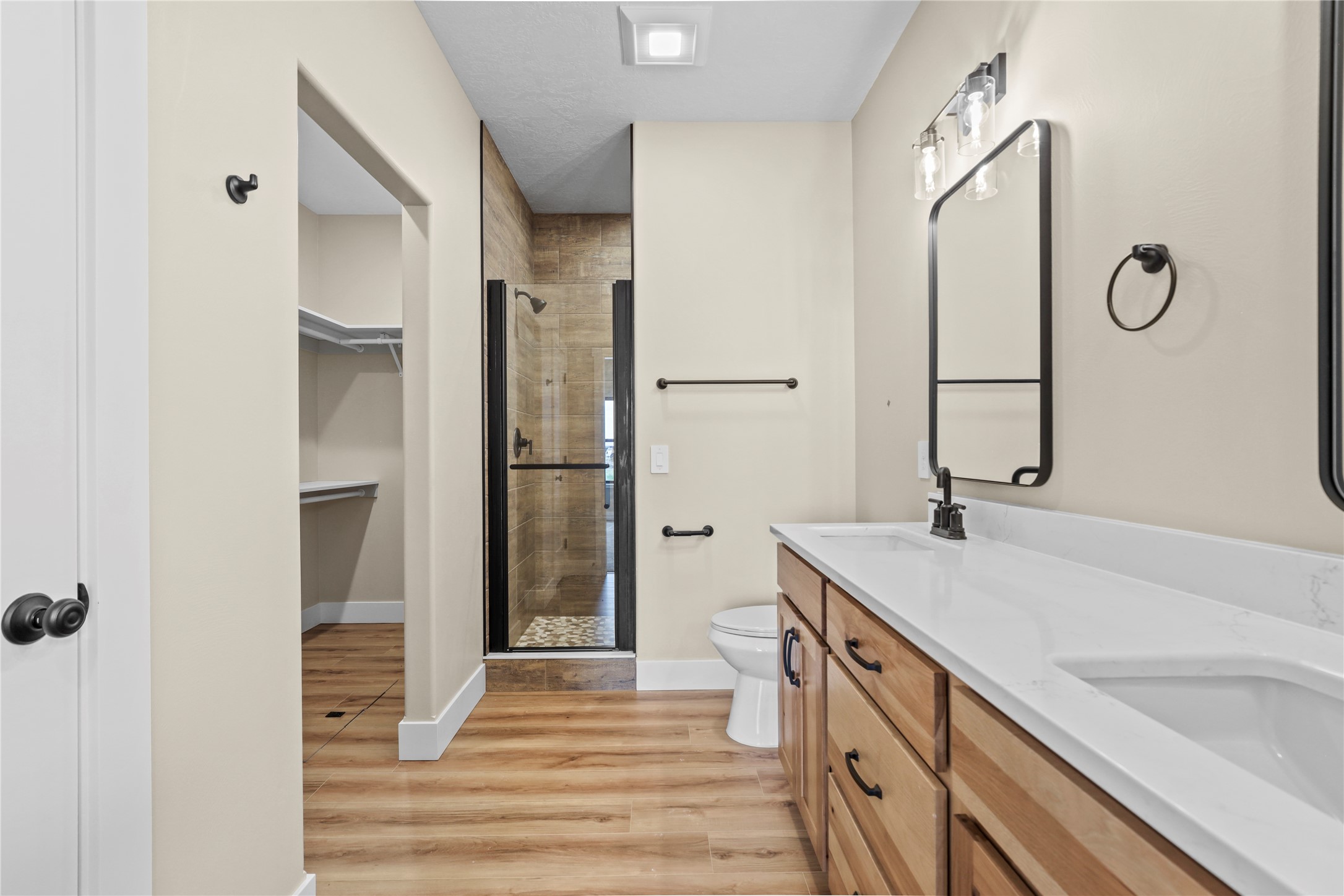 56 Platinum Lane Property Photo 11