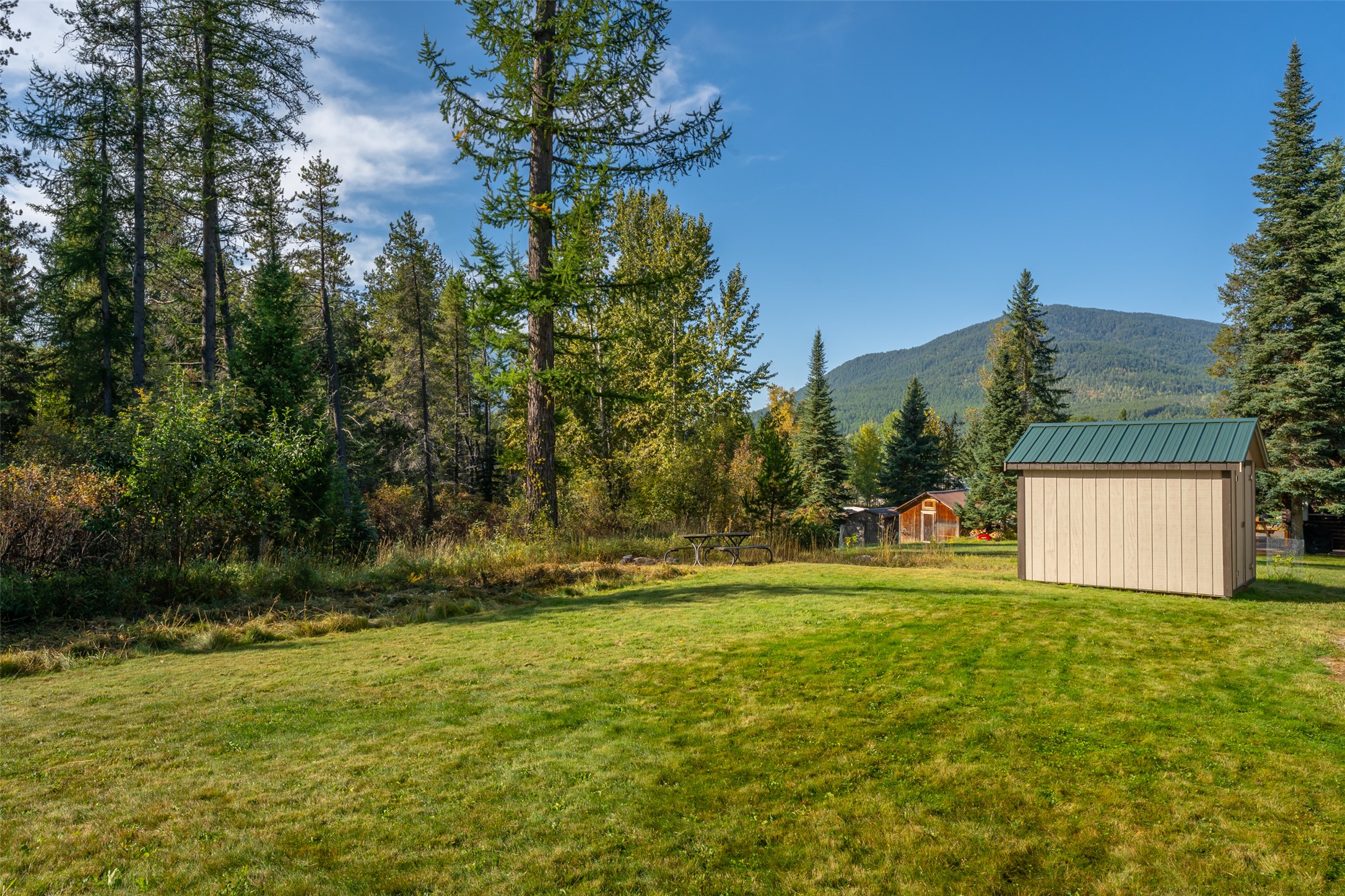 155 Corbett Lane Property Photo 4