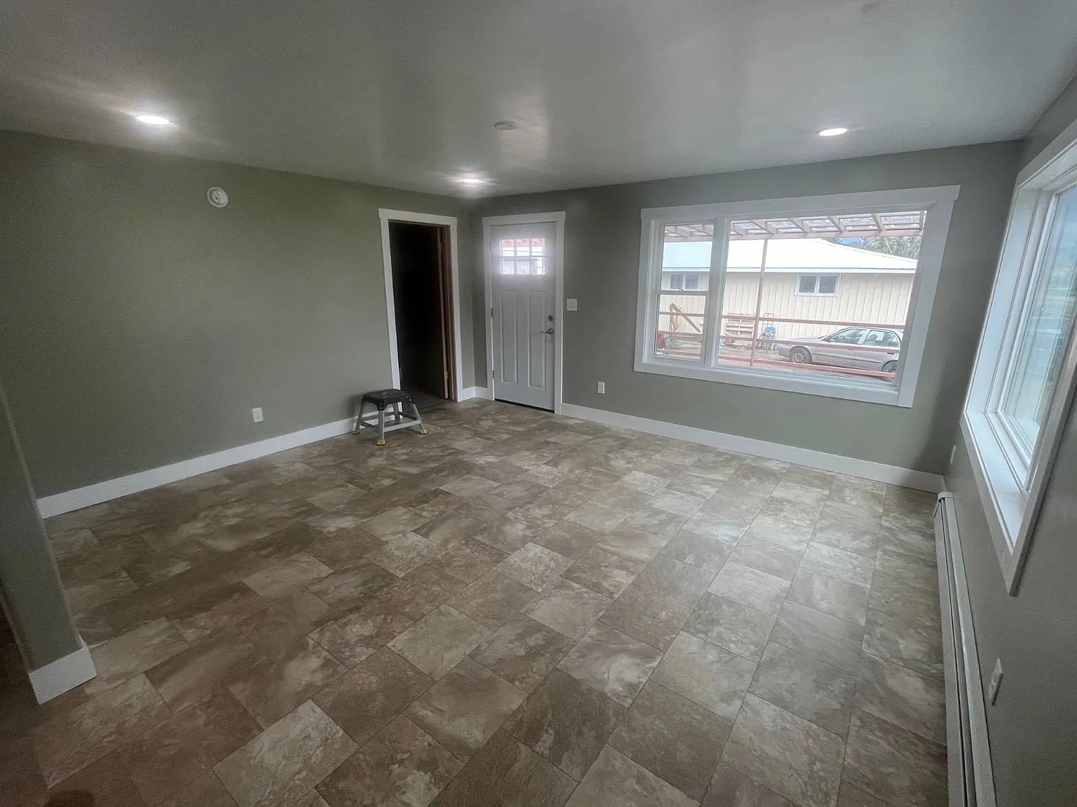 73 Jefferson Avenue Property Photo 22