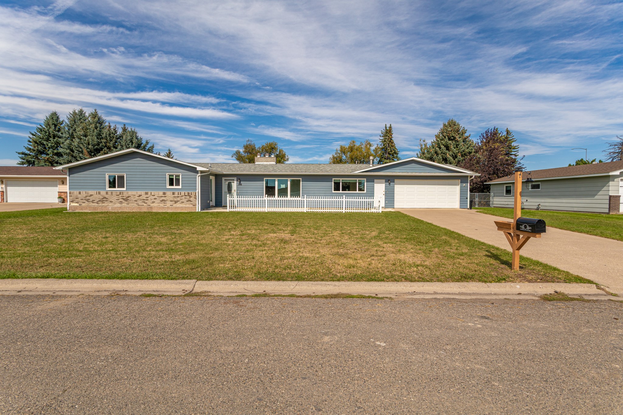1518 Meadowlark Drive Property Photo 2