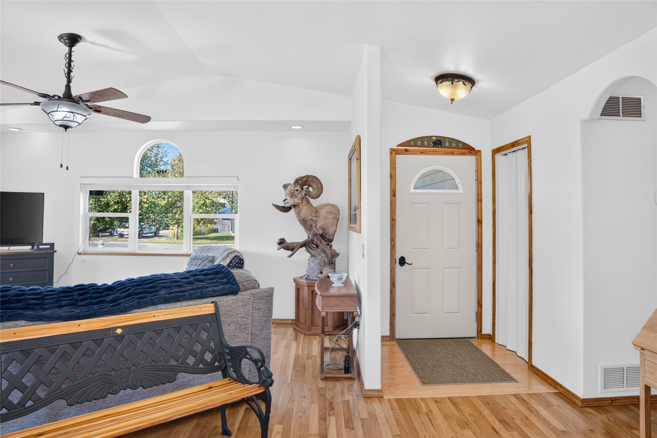 109 Michelle Lane Property Photo 8