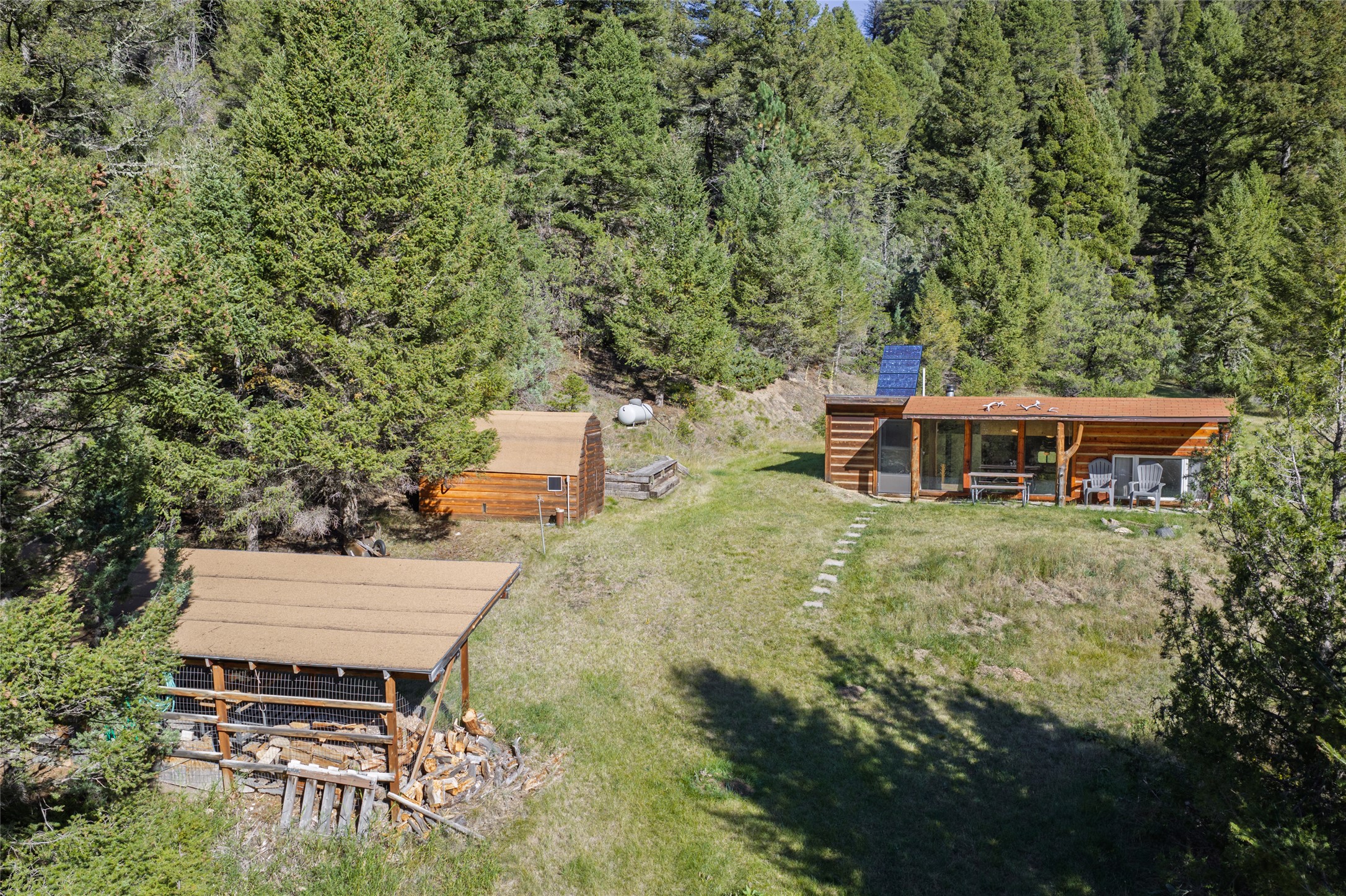 601 Whites Gulch Road Property Photo 2