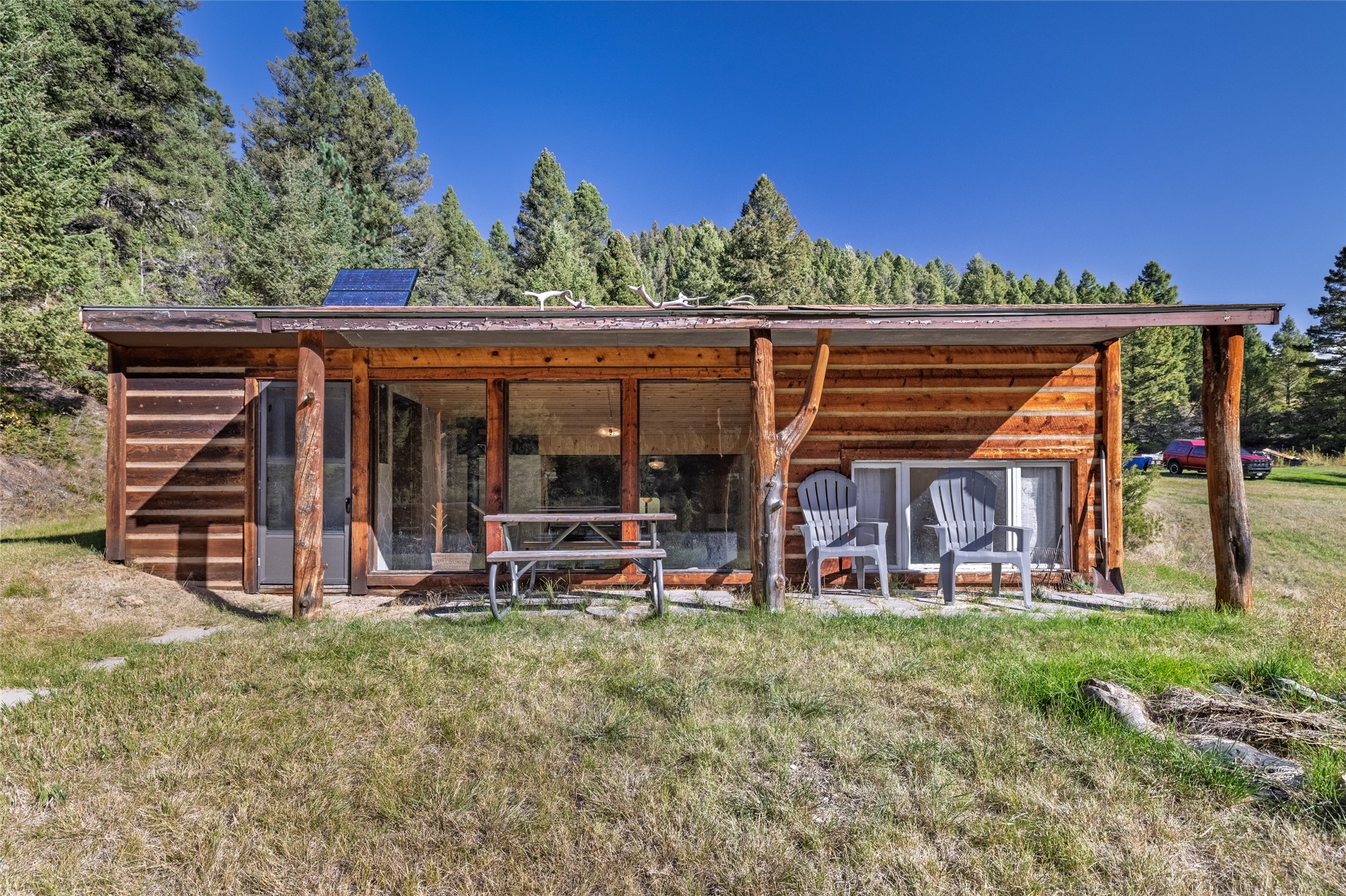 601 Whites Gulch Road Property Photo 3