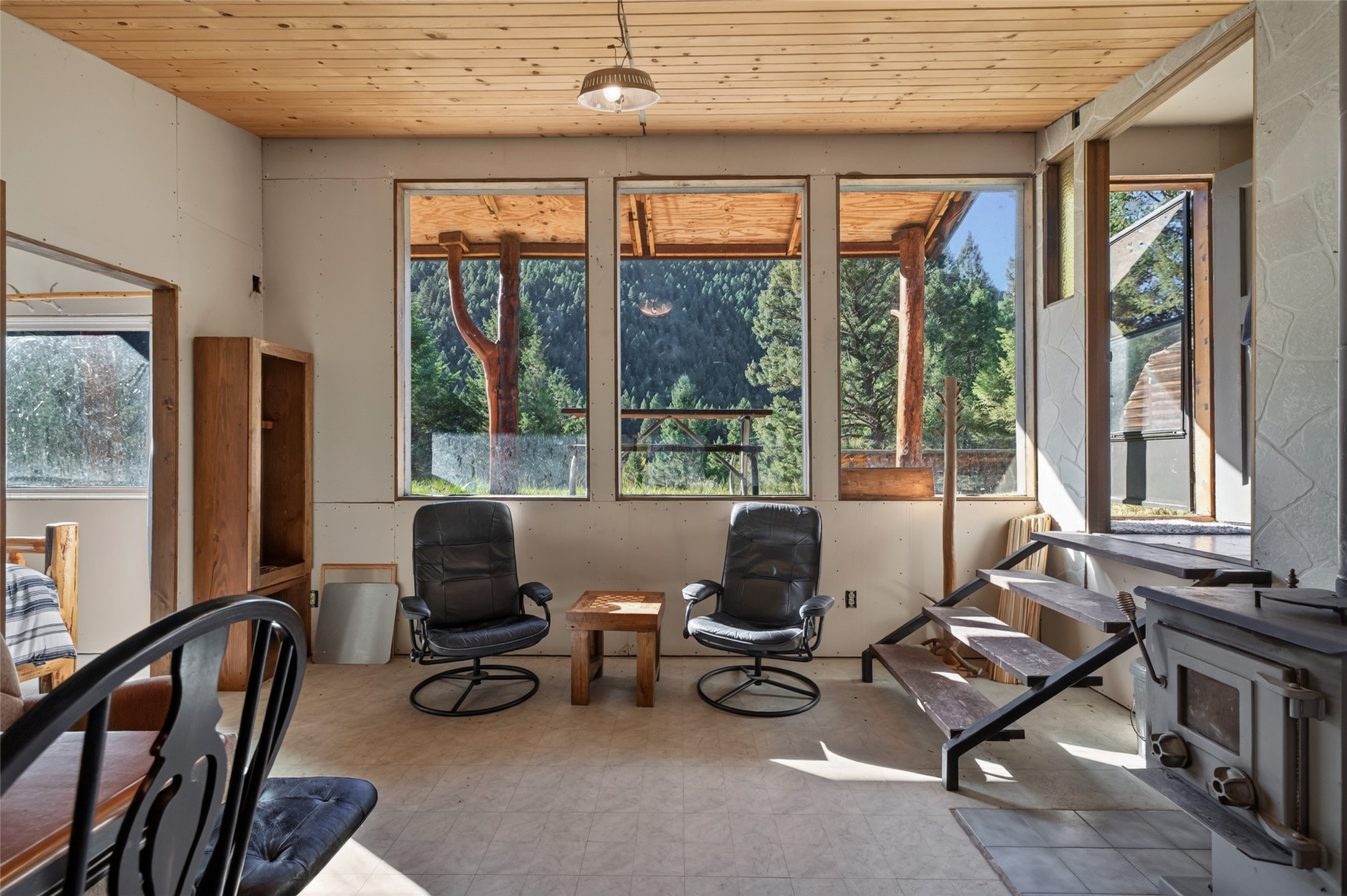 601 Whites Gulch Road Property Photo 10