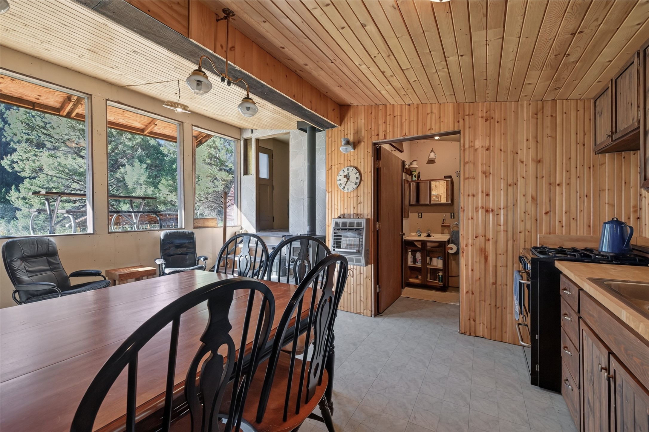 601 Whites Gulch Road Property Photo 12