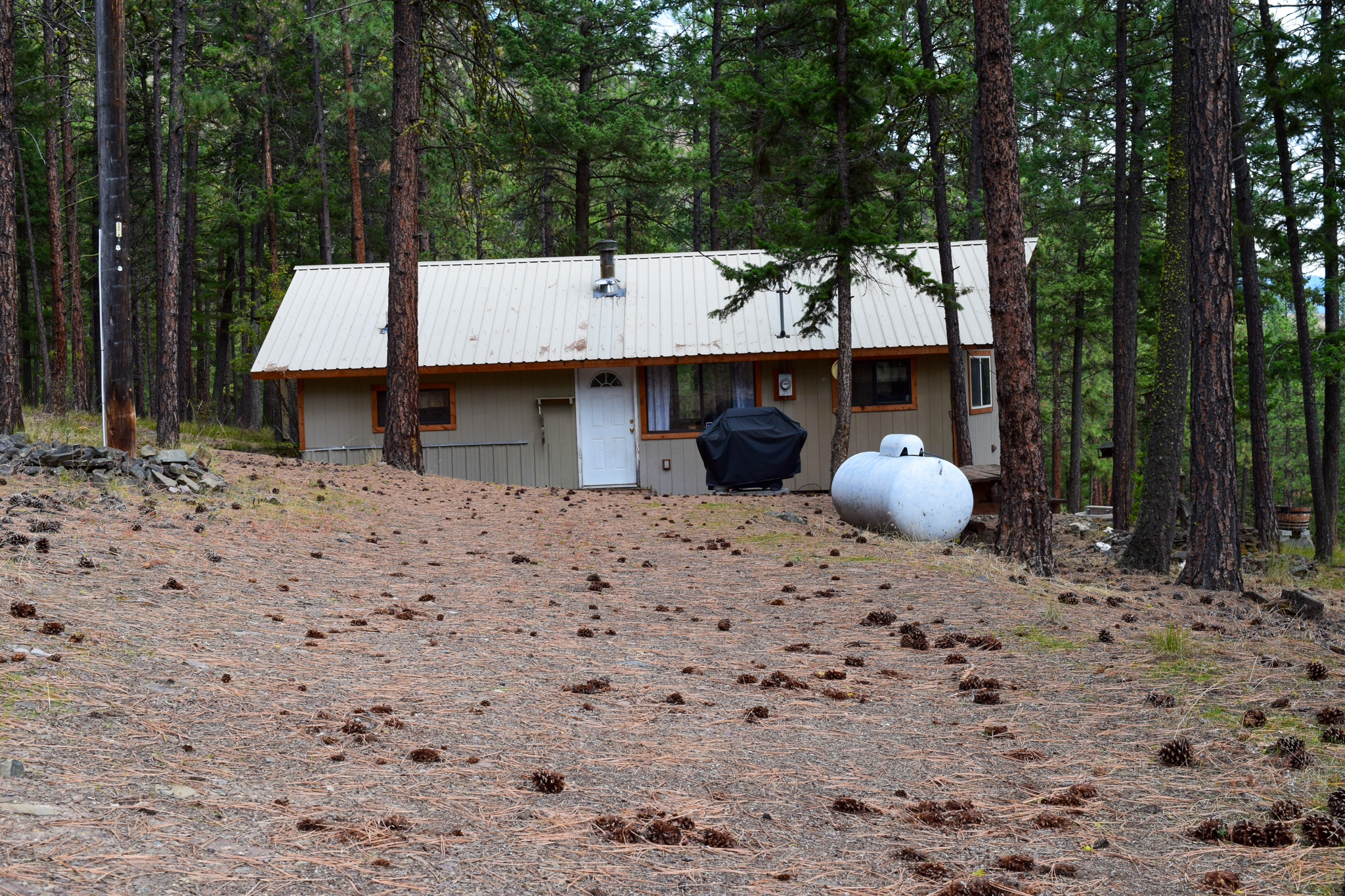 15384 Rosco Road Property Photo 2