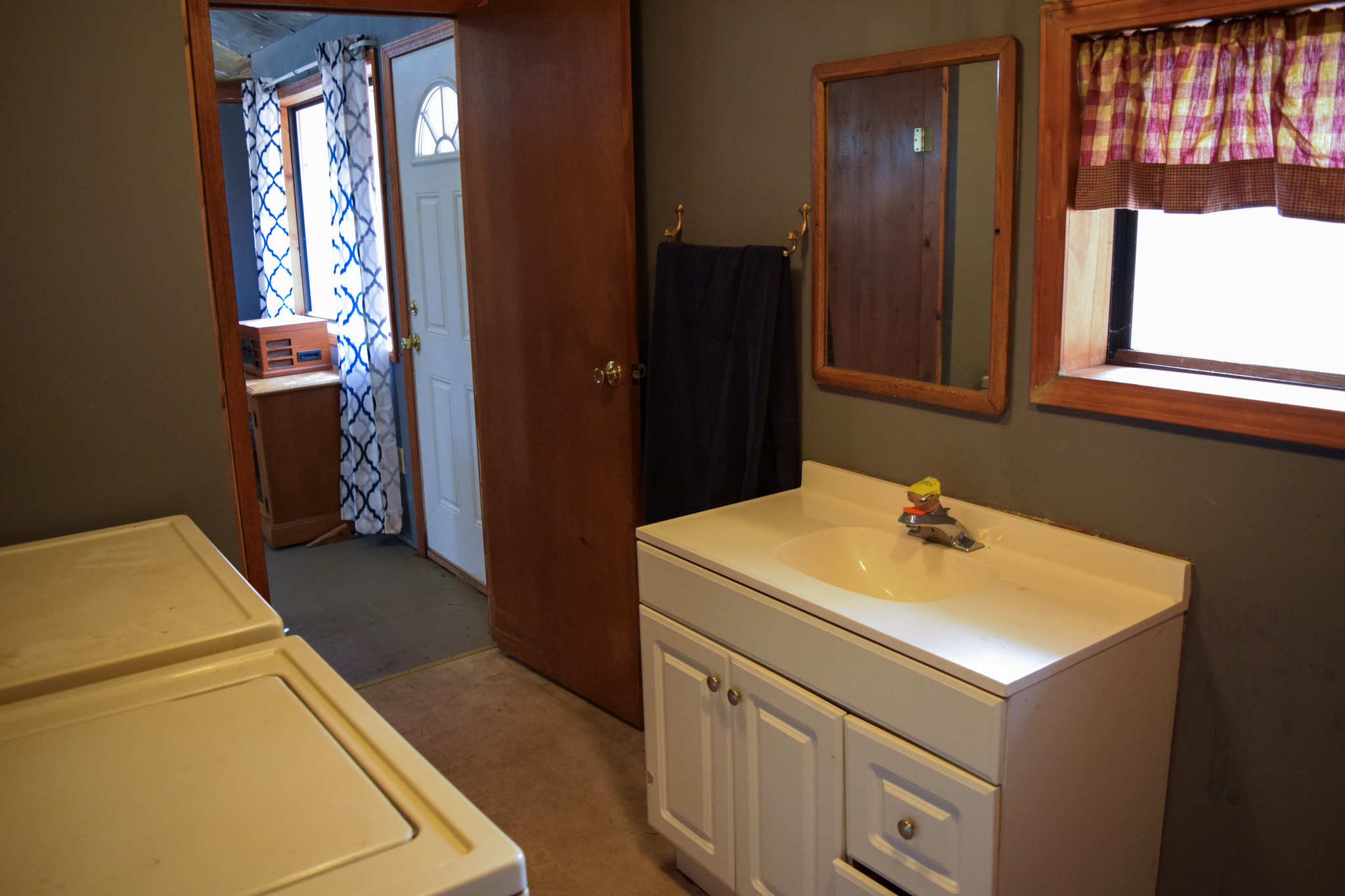 15384 Rosco Road Property Photo 15