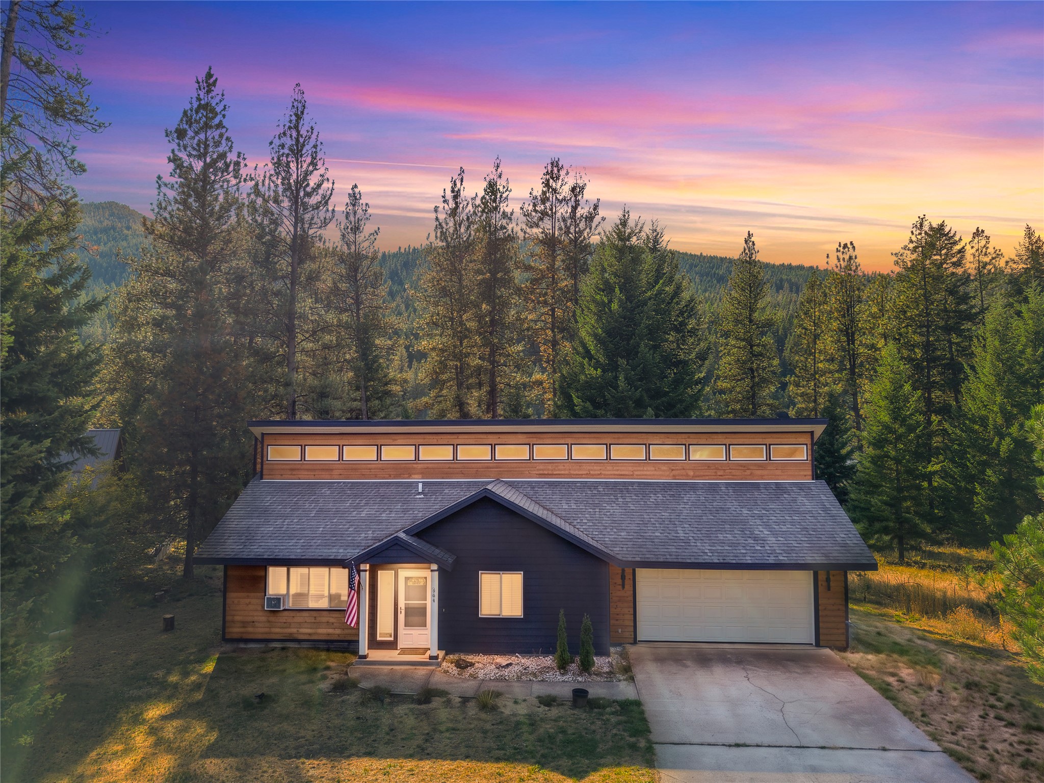 264 Trestle Creek Drive Property Photo 1