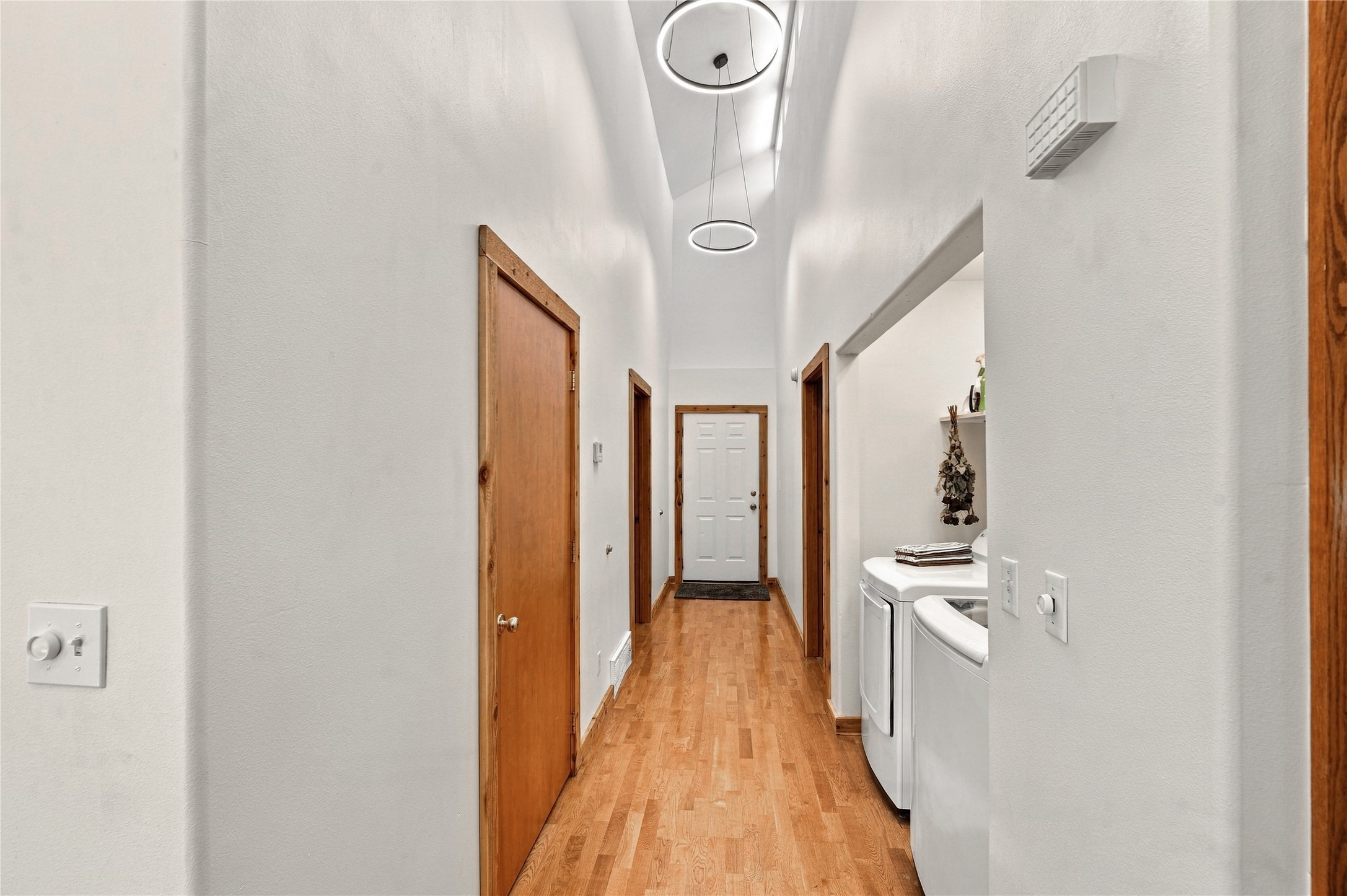 264 Trestle Creek Drive Property Photo 14