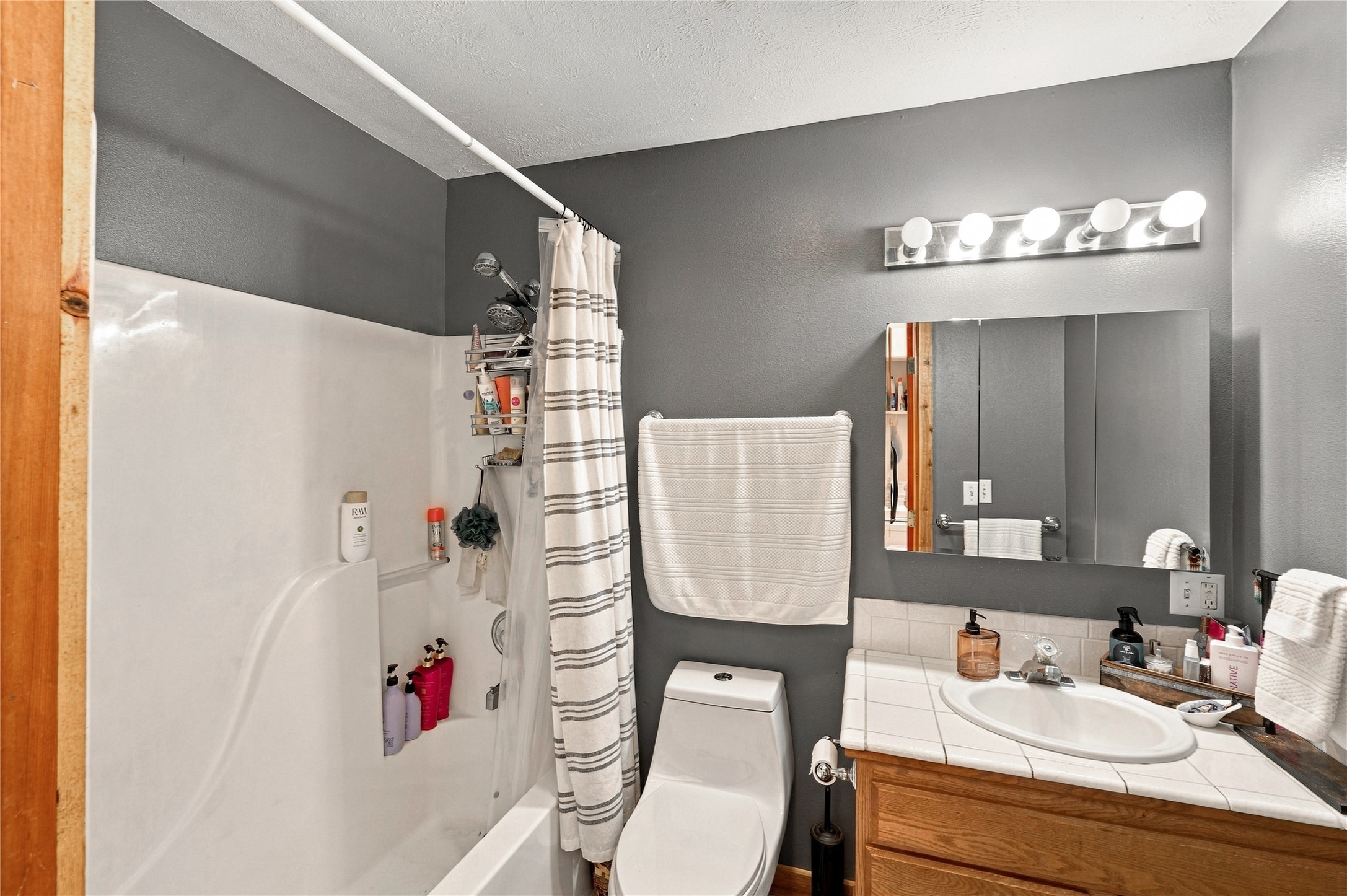 264 Trestle Creek Drive Property Photo 17