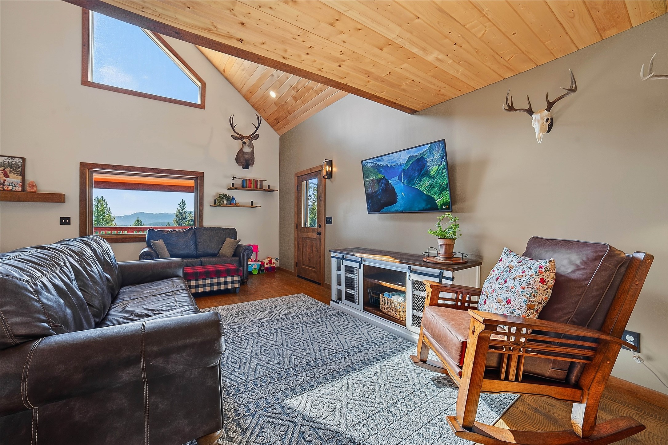 204 Bear Canyon Road Property Photo 28