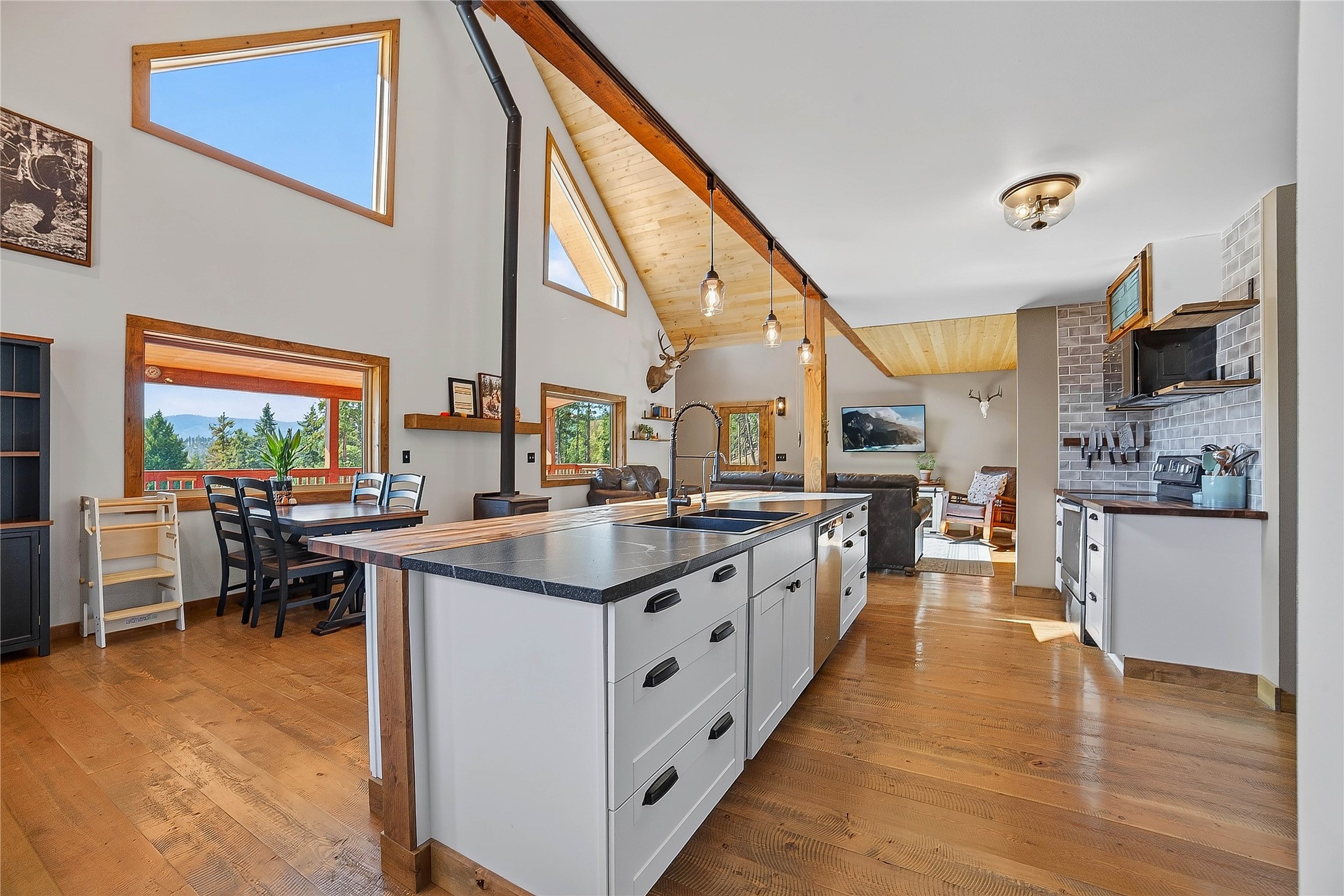 204 Bear Canyon Road Property Photo 41