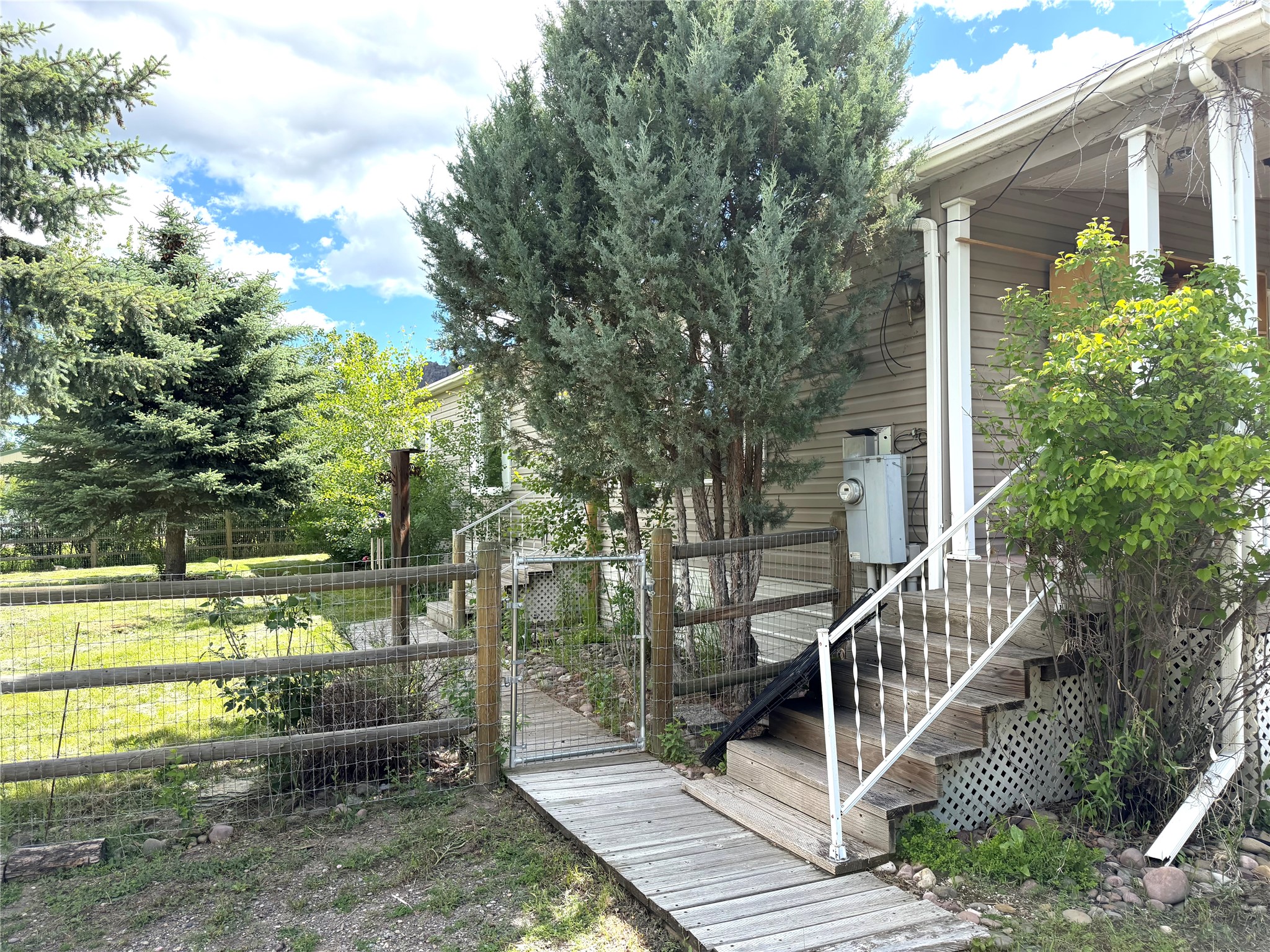 29 River Drive Property Photo 4