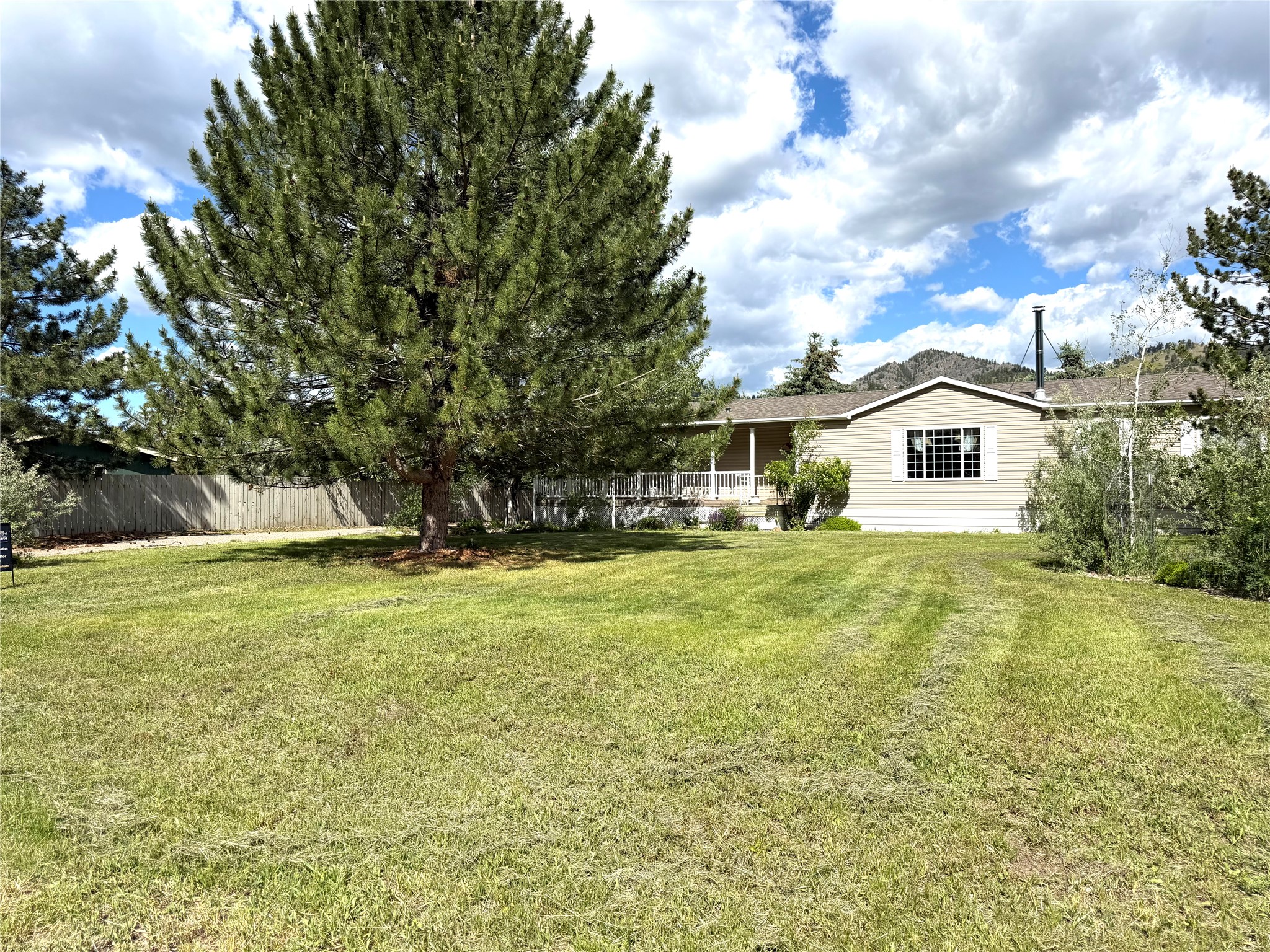 29 River Drive Property Photo 15