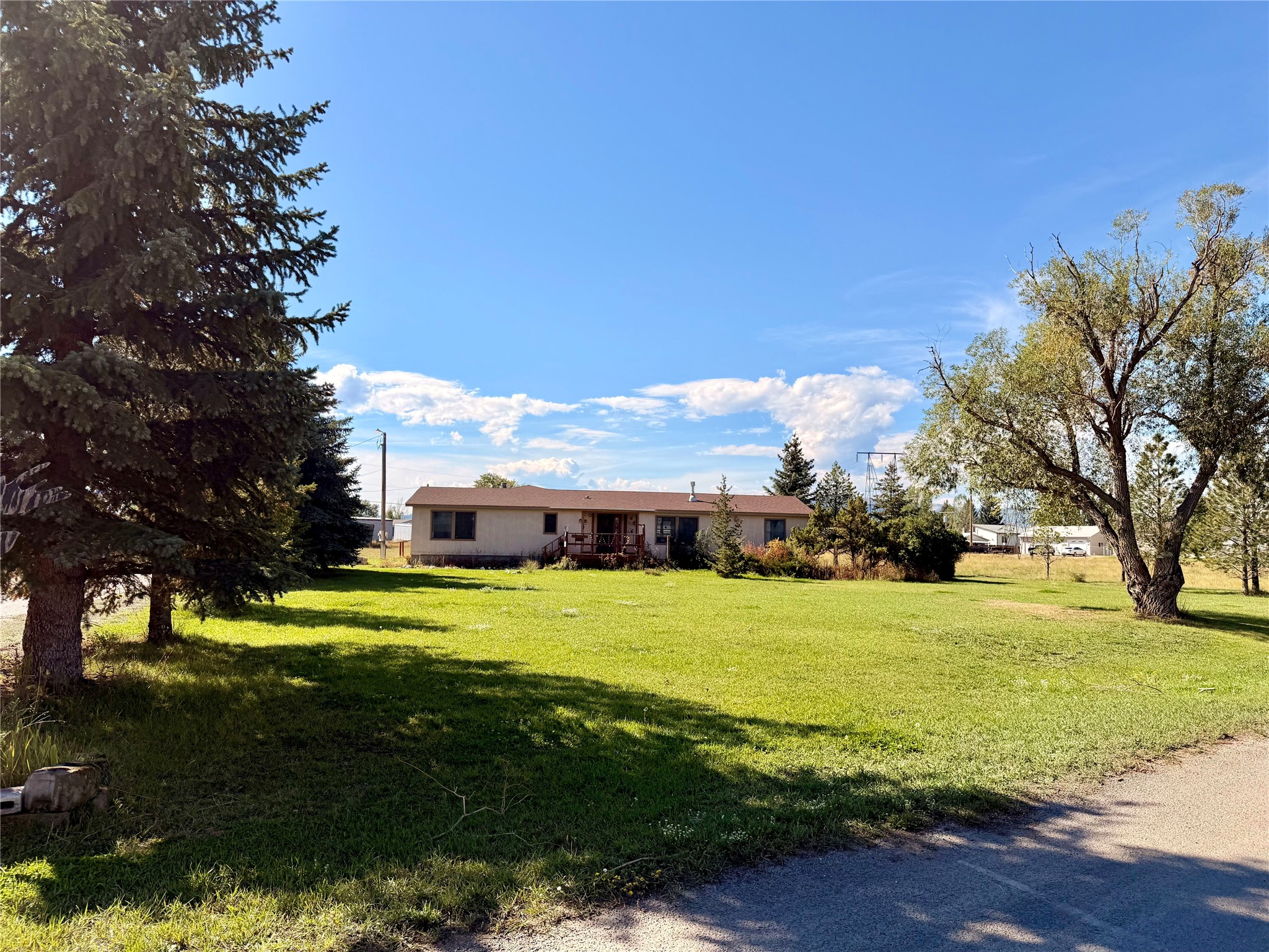 3257 Lanning Road Property Photo 1