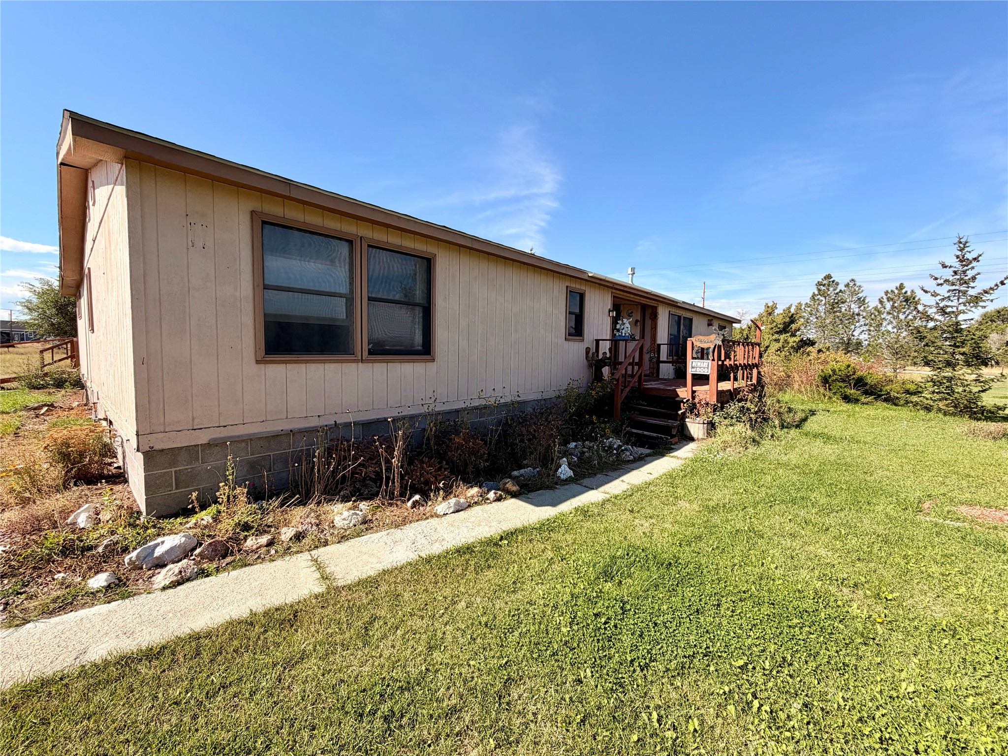 3257 Lanning Road Property Photo 3
