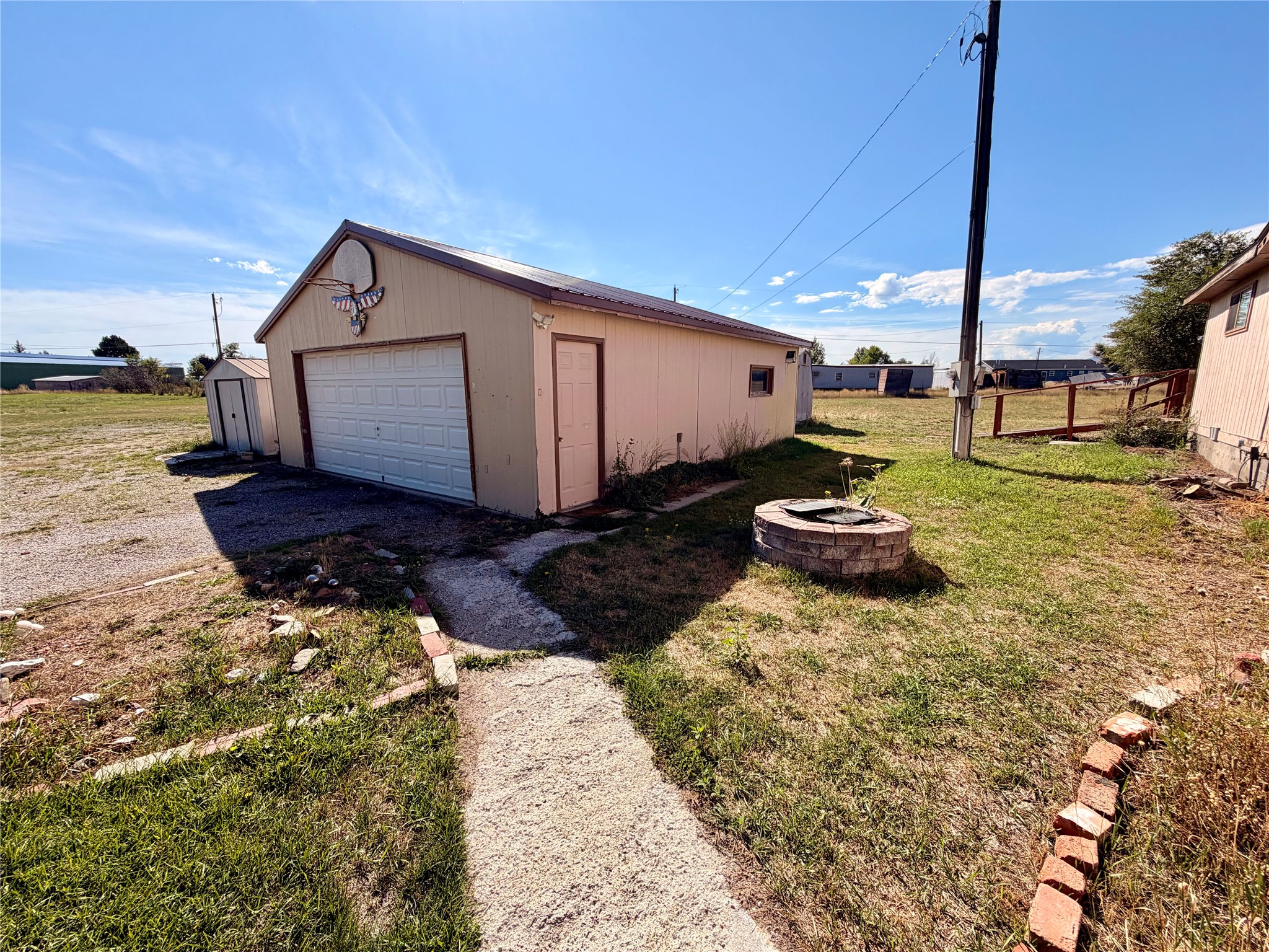 3257 Lanning Road Property Photo 4