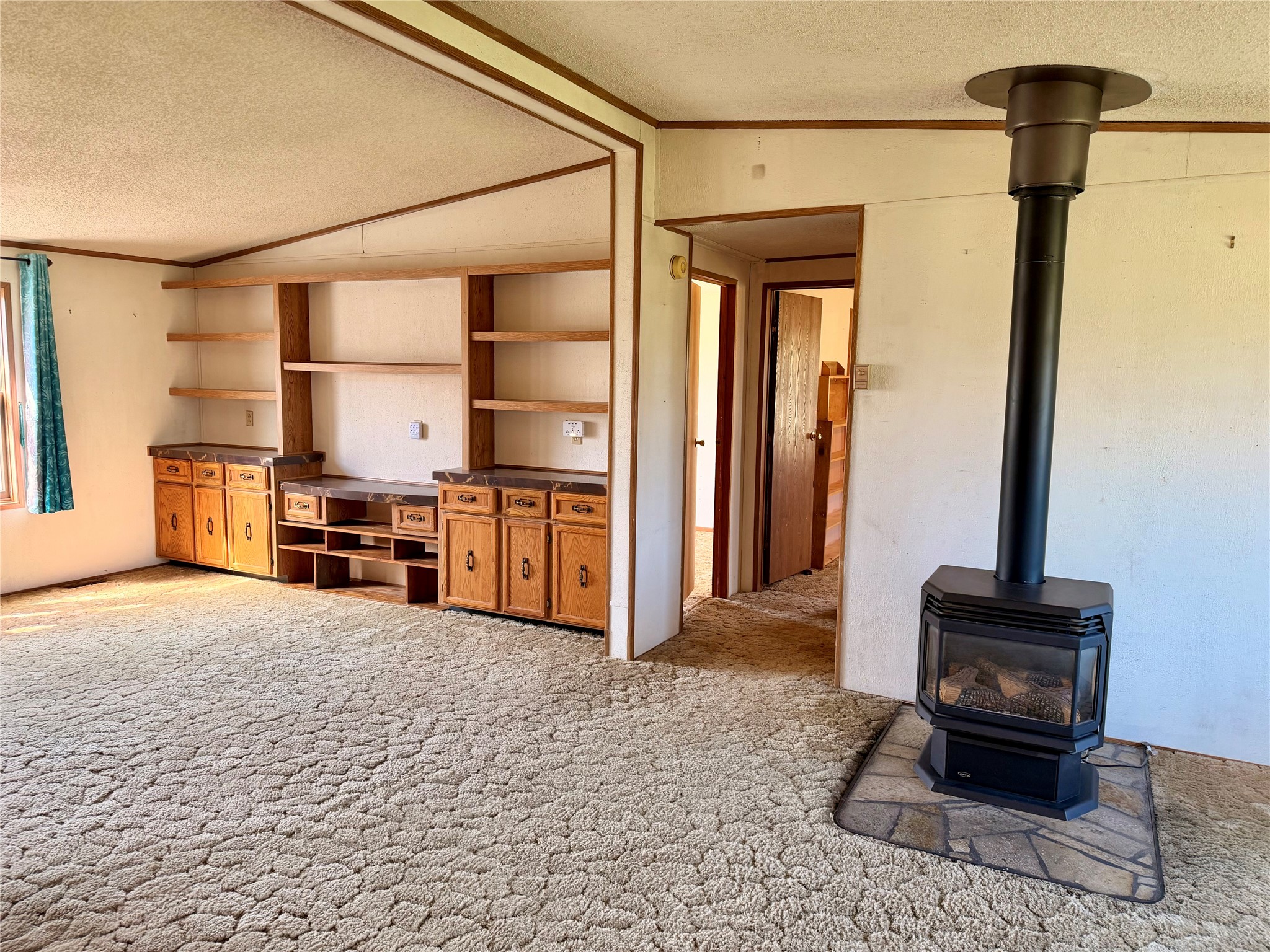 3257 Lanning Road Property Photo 5