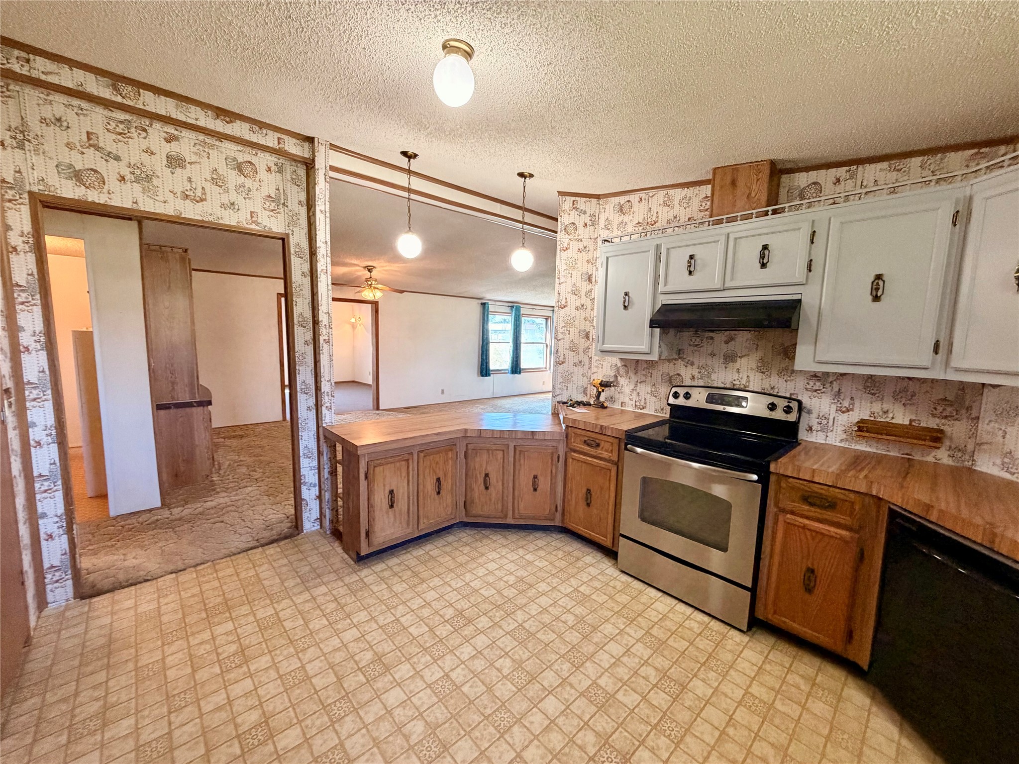 3257 Lanning Road Property Photo 11