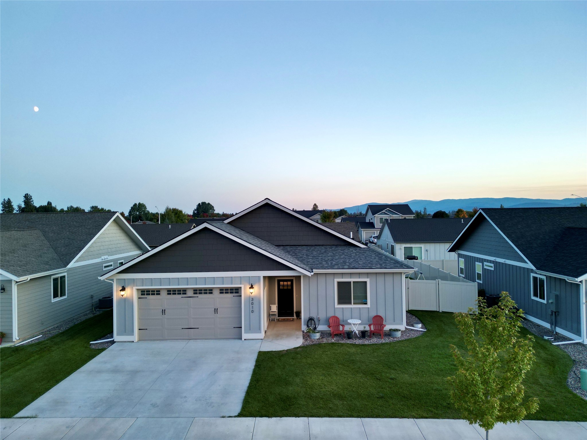3010 Elderberry Avenue Property Photo 1