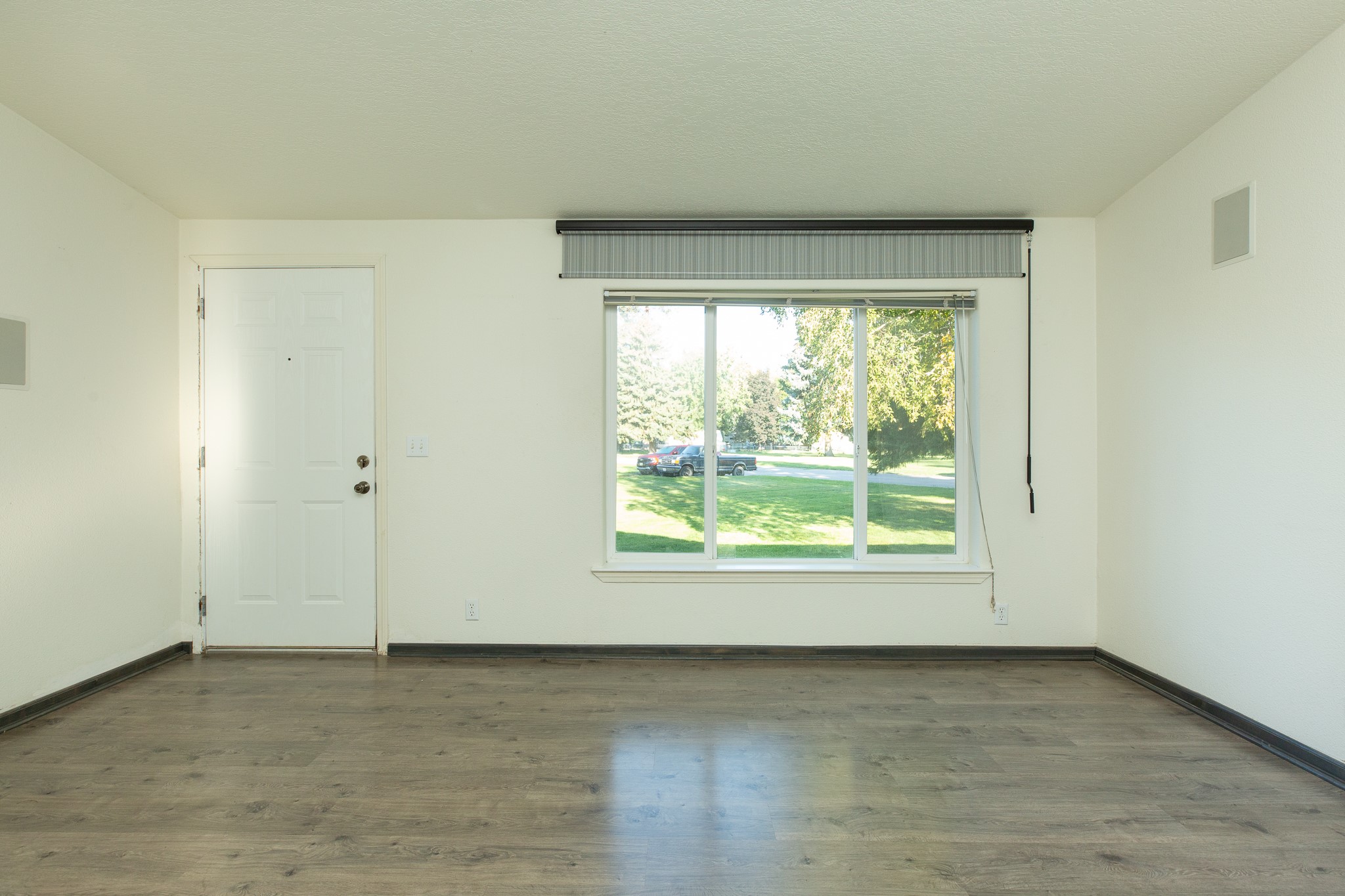 10011 Gateway Road 23 Property Photo 11