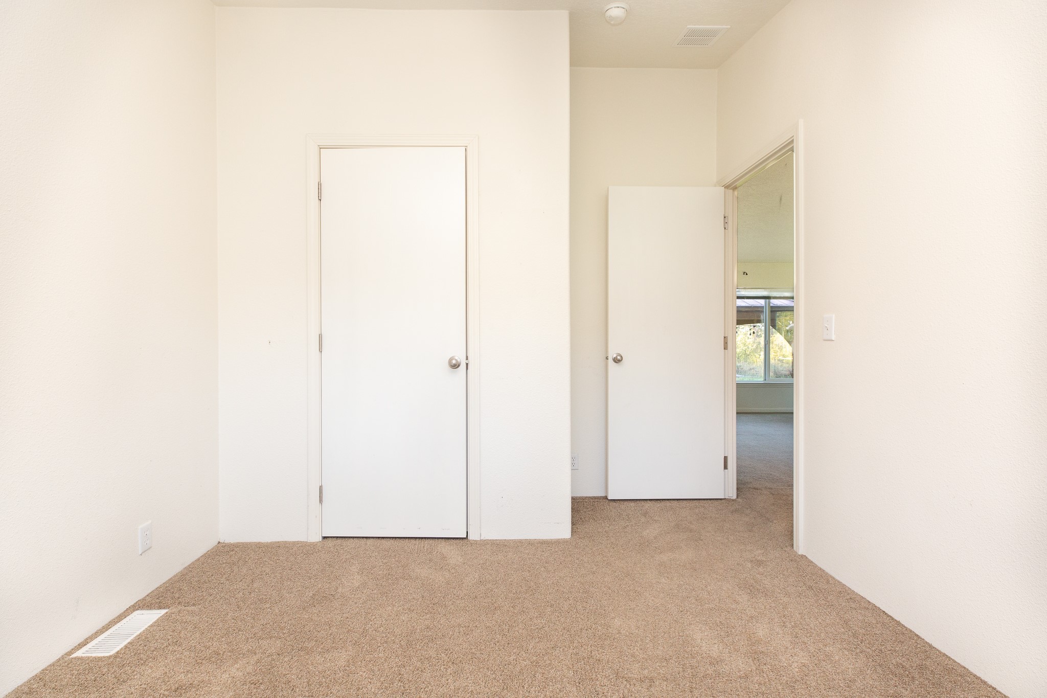 10011 Gateway Road 23 Property Photo 35