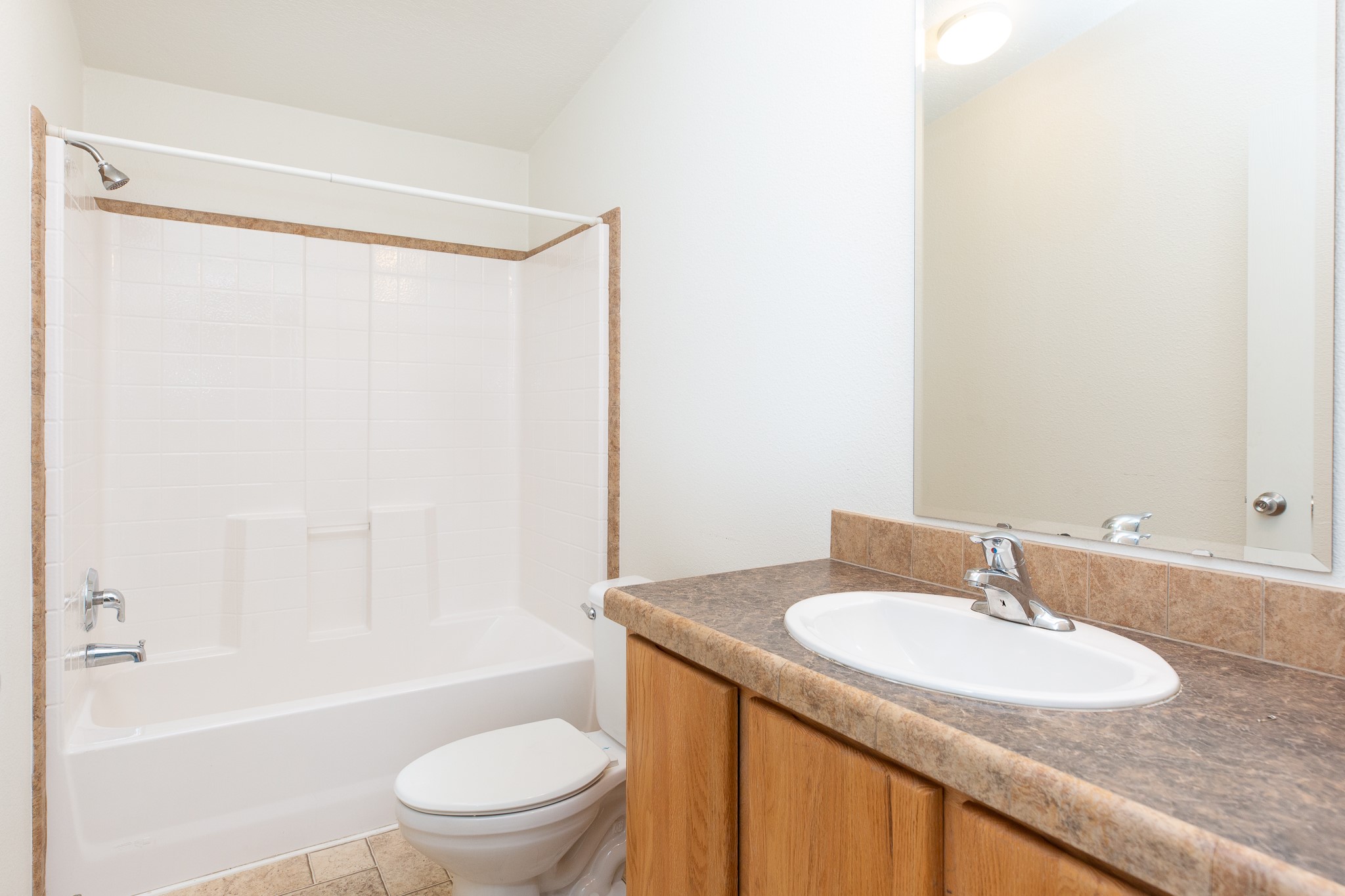 10011 Gateway Road 23 Property Photo 36
