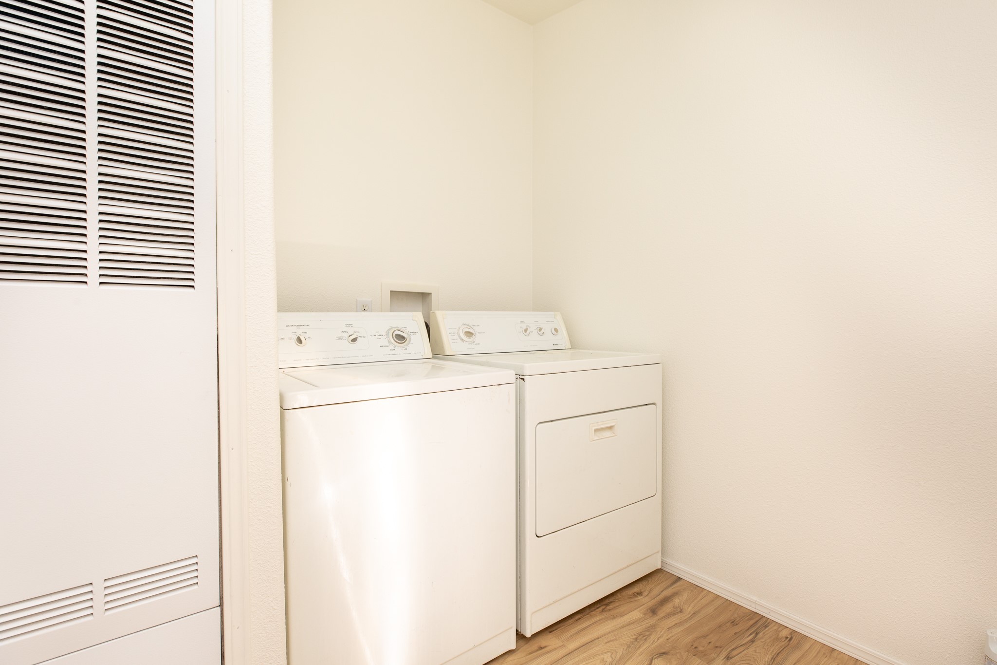 10011 Gateway Road 23 Property Photo 40