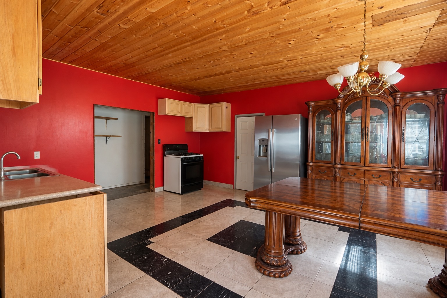 126 Mill Street Property Photo 3