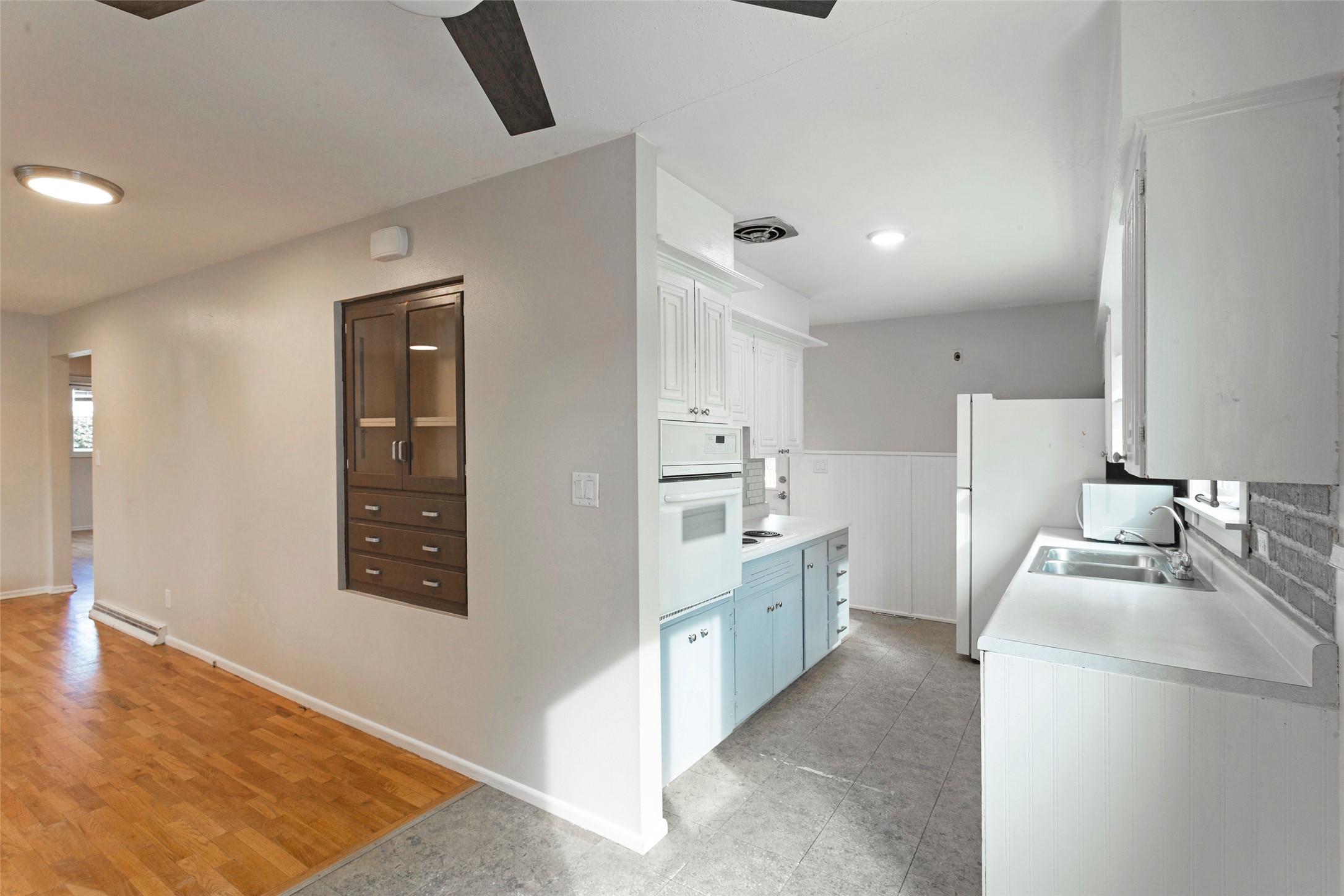 2406 Spurgin Road Property Photo 13