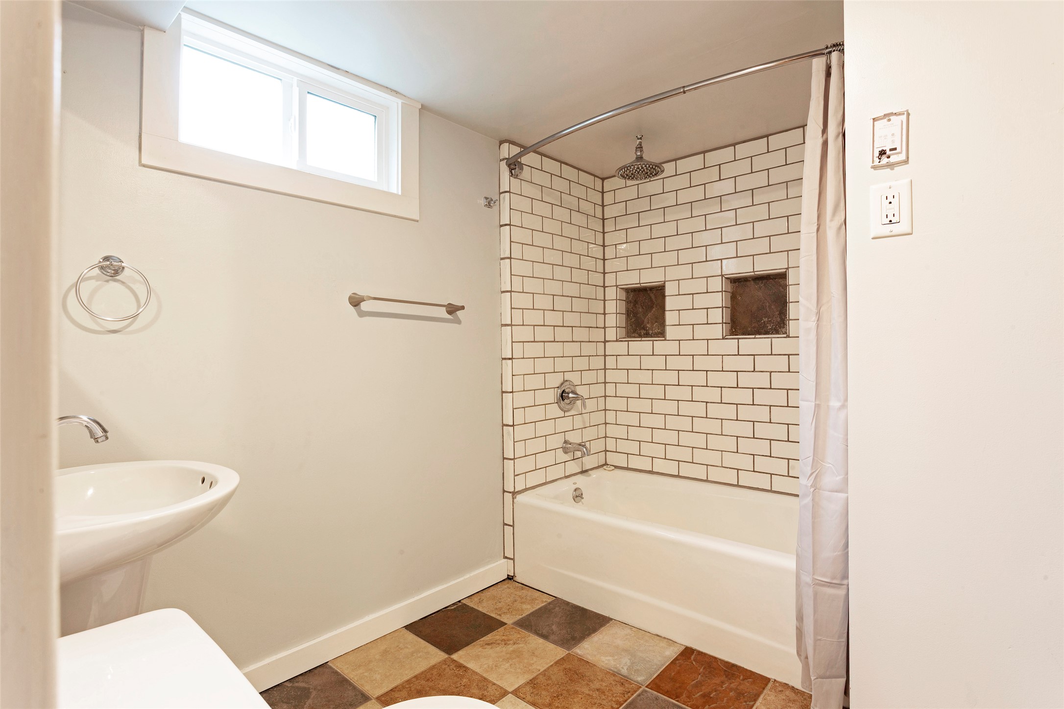 2406 Spurgin Road Property Photo 28