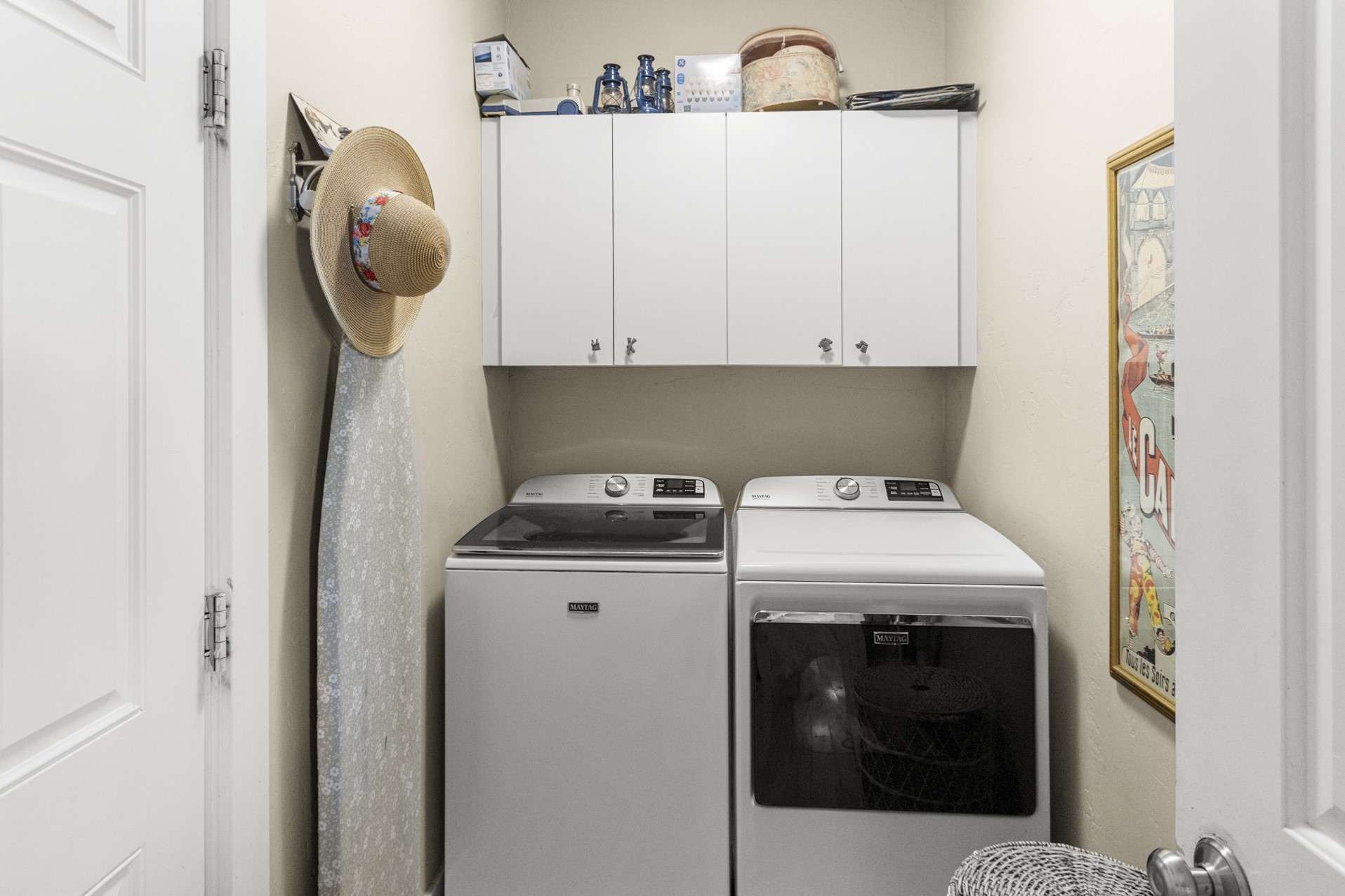 990 Farm Road Property Photo 14