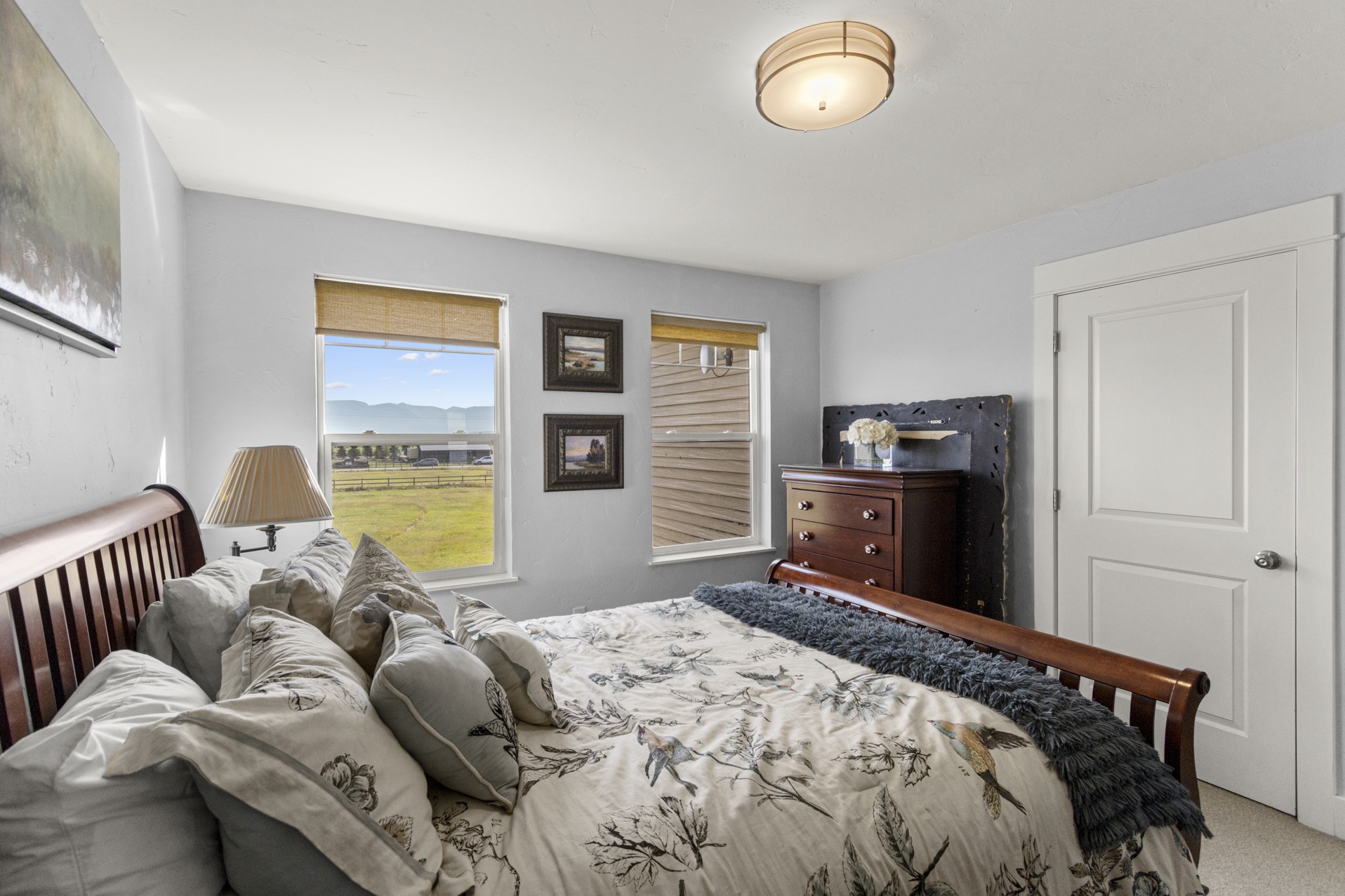 990 Farm Road Property Photo 26